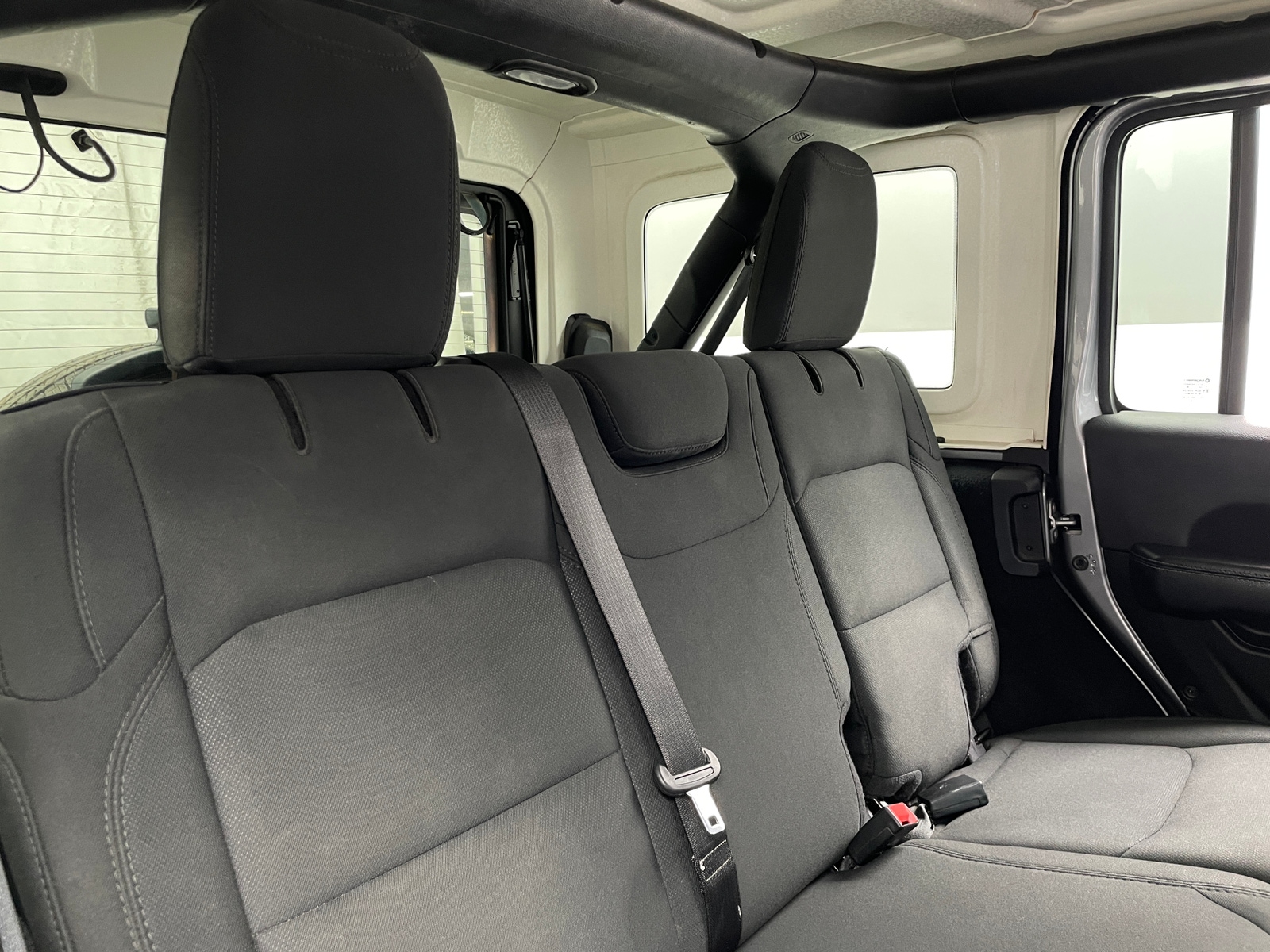 Thumbnail: 2020 Jeep Wrangler - 6