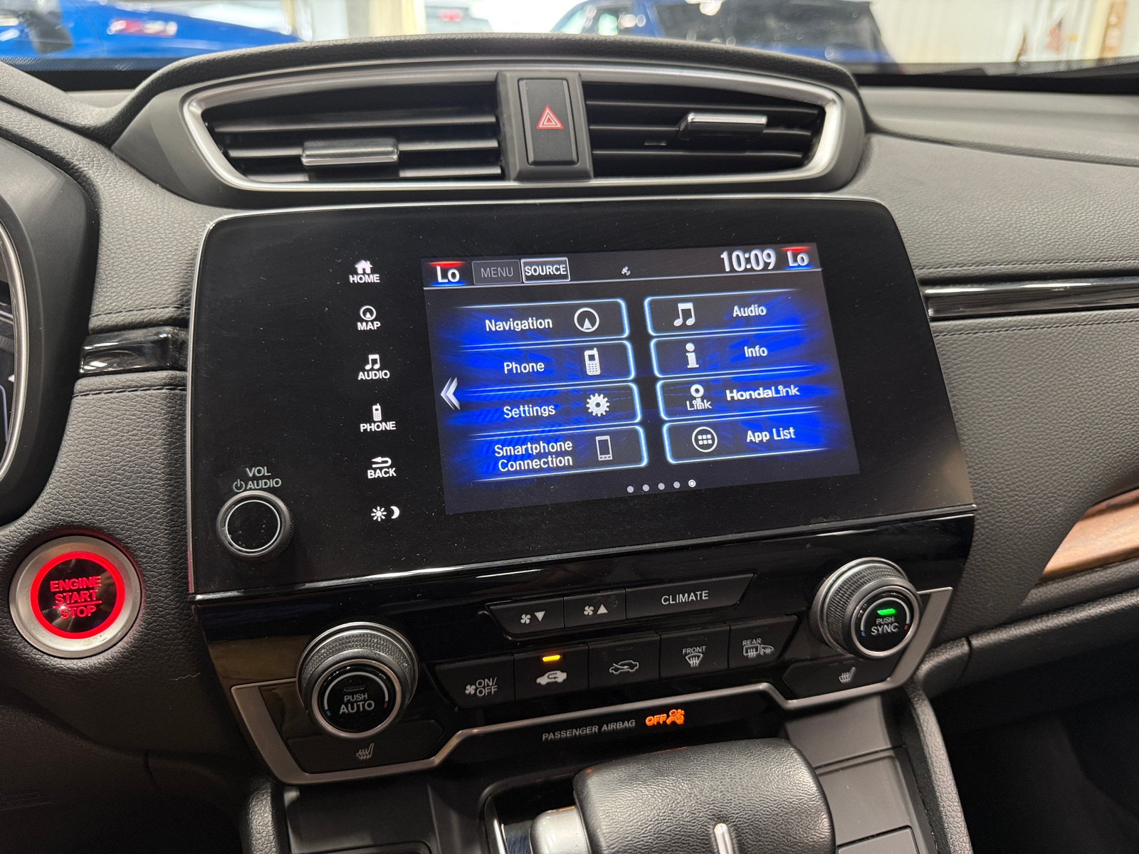 Thumbnail: 2017 Honda CR-V - 3