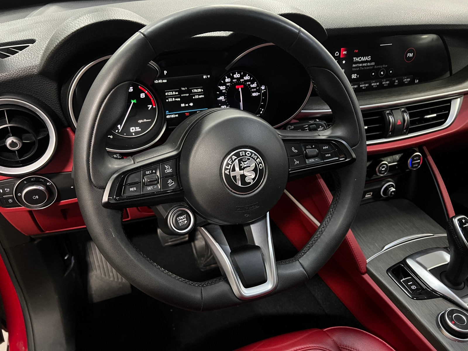 Thumbnail: 2021 Alfa Romeo Stelvio - 4