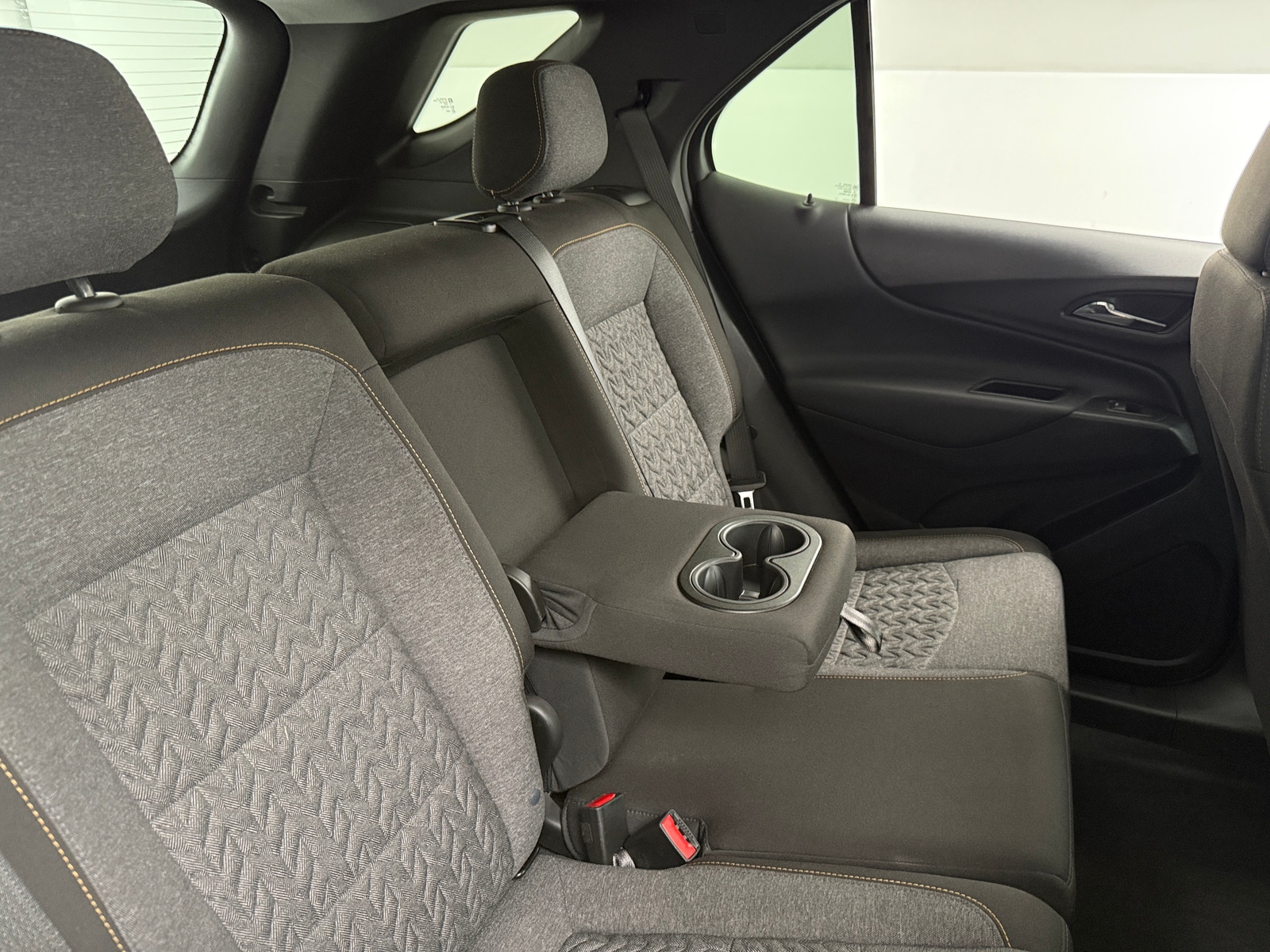 Thumbnail: 2023 Chevrolet Equinox - 6
