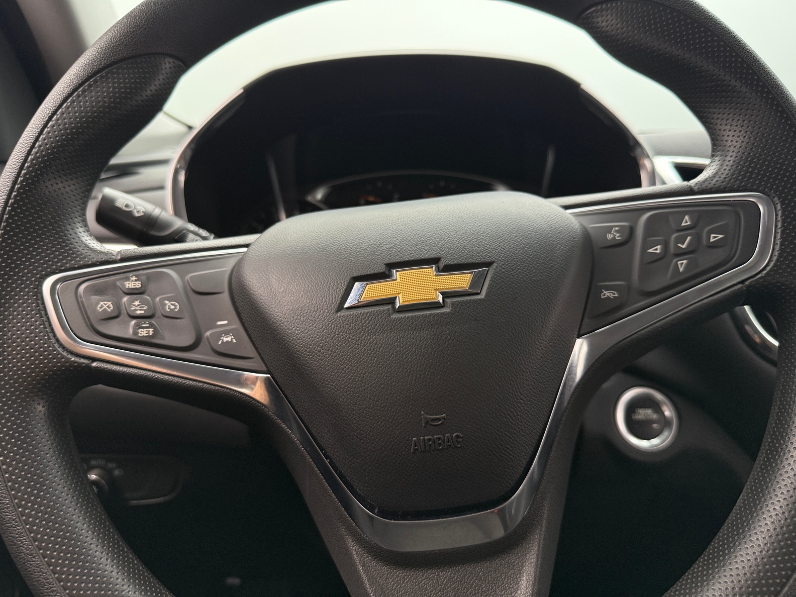 Thumbnail: 2023 Chevrolet Equinox - 5