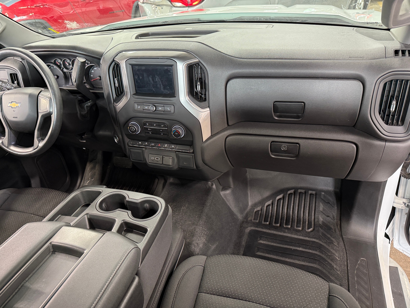 Thumbnail: 2024 Chevrolet Silverado 1500 - 3