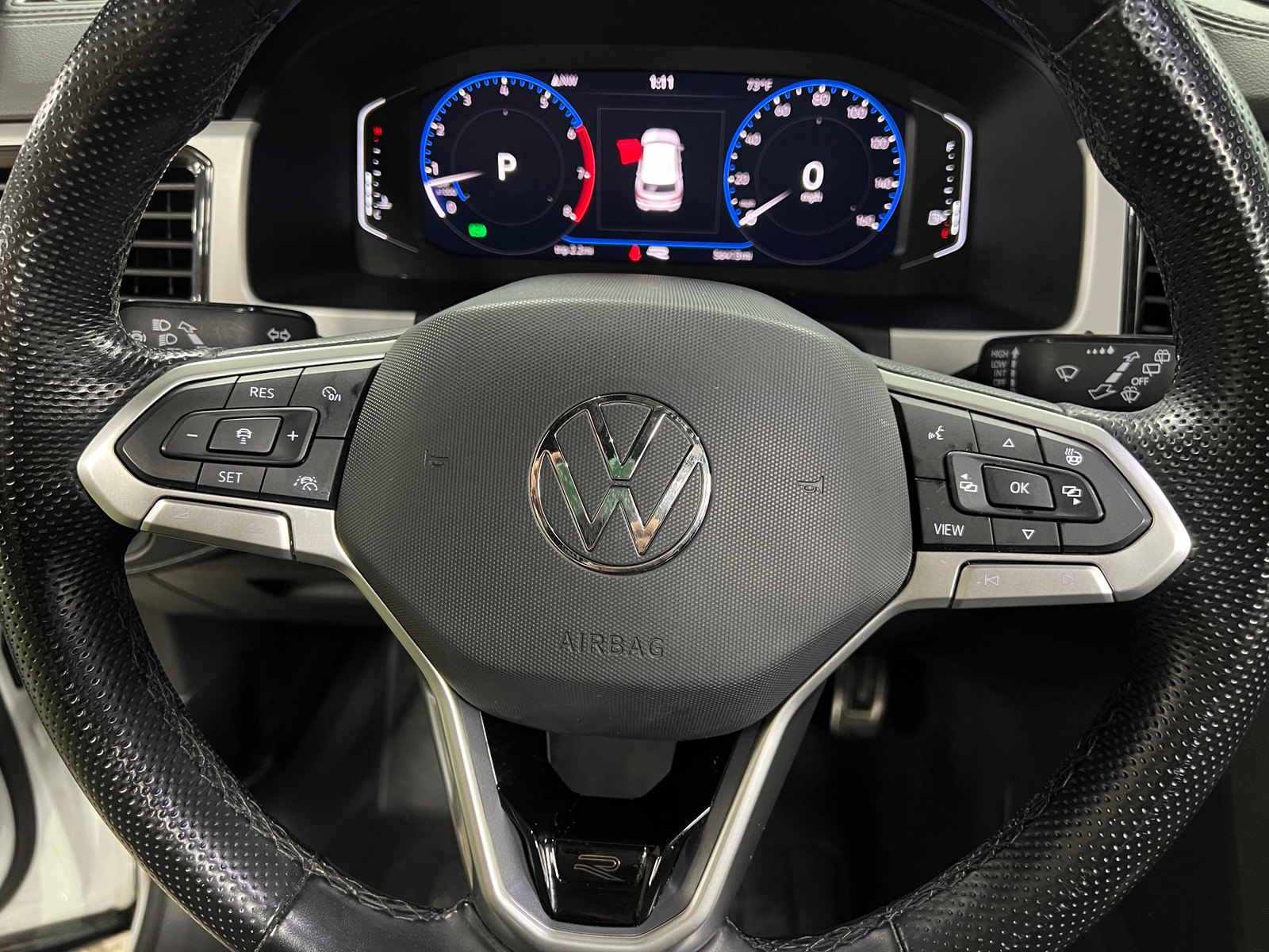 Thumbnail: 2021 Volkswagen Atlas - 4
