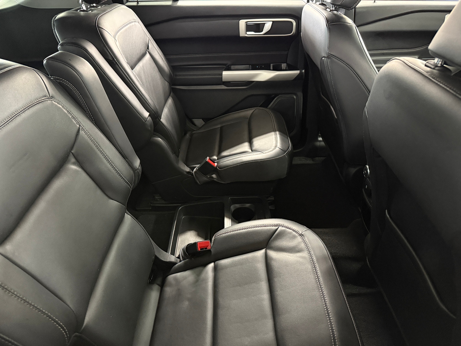 Thumbnail: 2021 Ford Explorer - 6