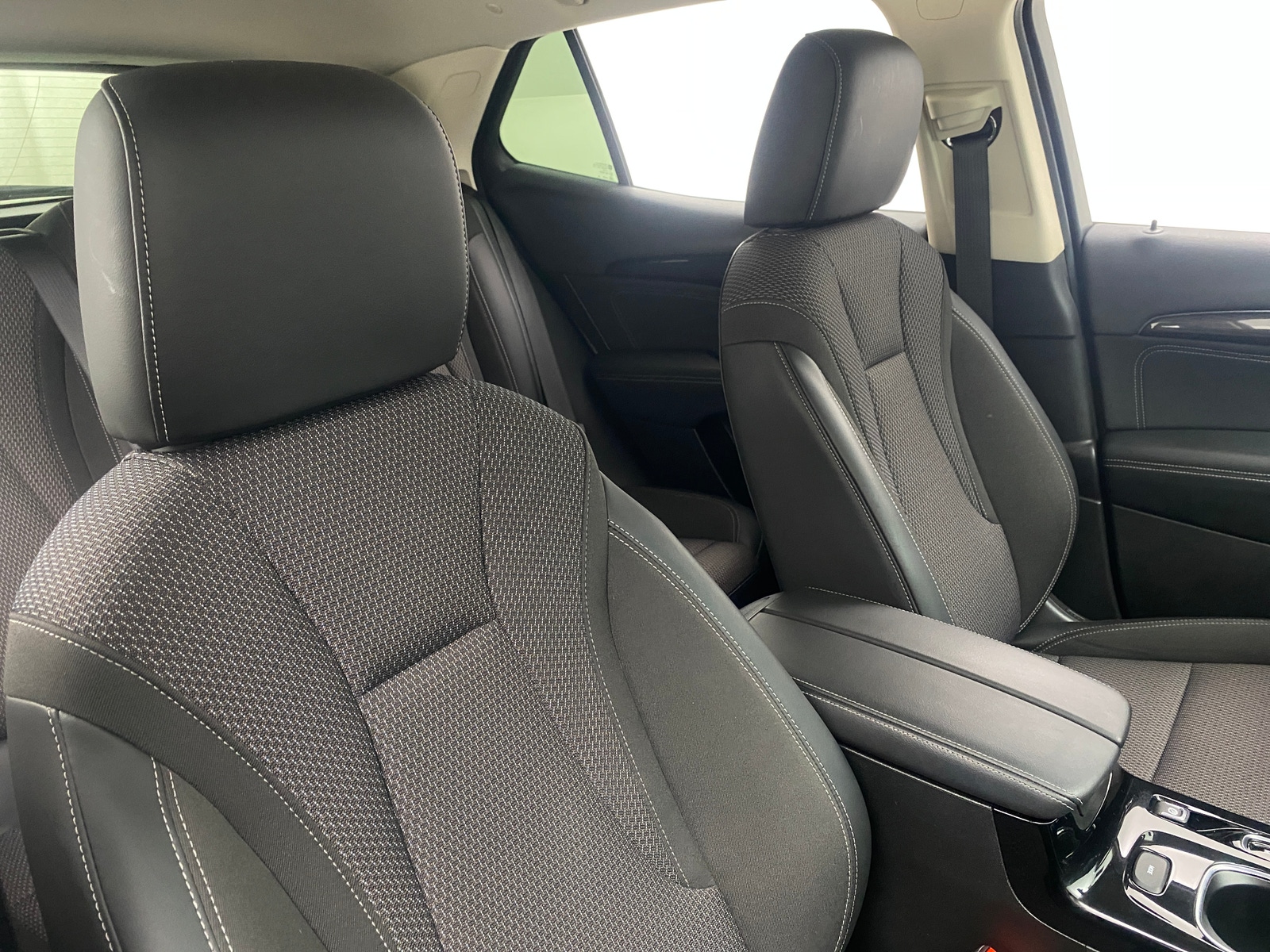 Thumbnail: 2023 Buick Envision - 2
