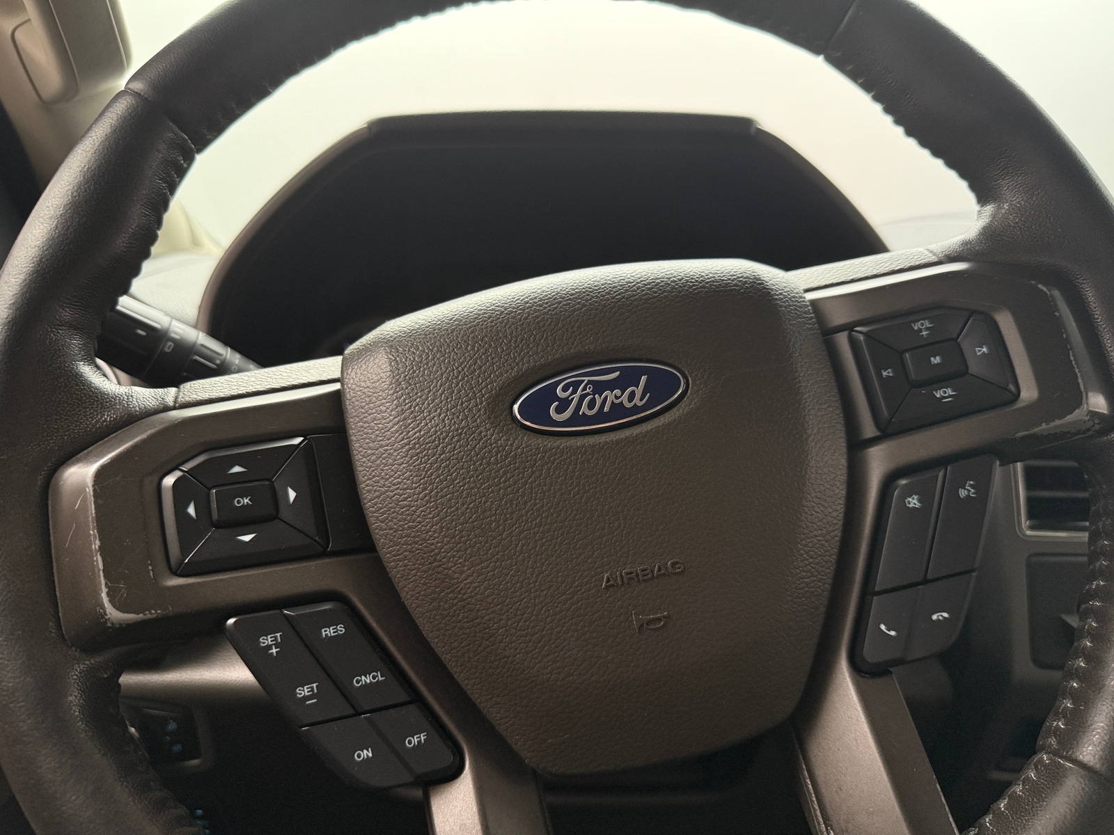 Thumbnail: 2018 Ford Expedition - 4