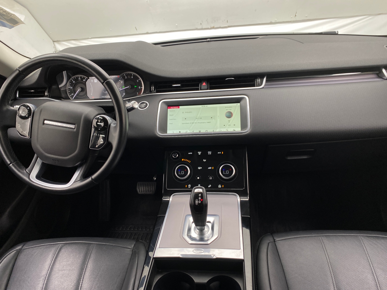 Thumbnail: 2020 Land Rover Range Rover Evoque - 2