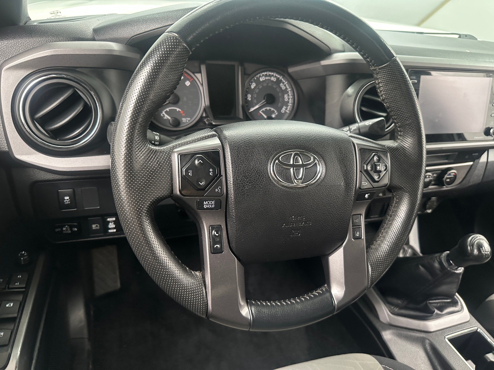 Thumbnail: 2022 Toyota Tacoma - 5
