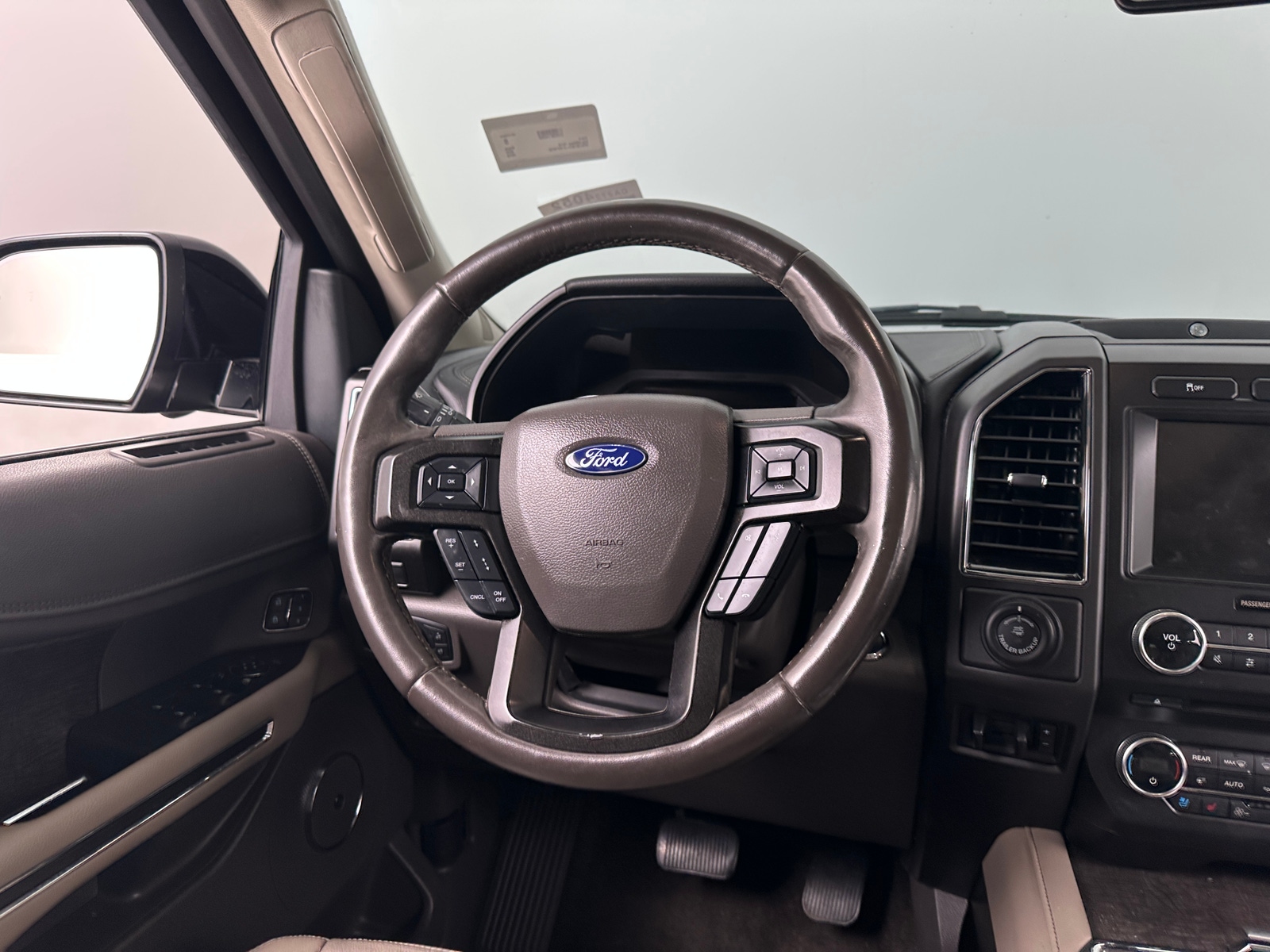 Thumbnail: 2018 Ford Expedition MAX - 4