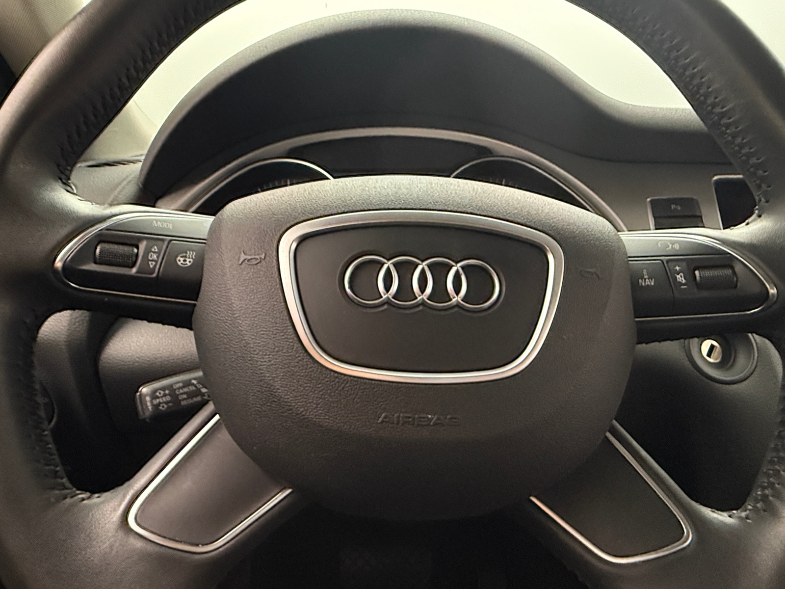 Thumbnail: 2014 Audi Q7 - 4
