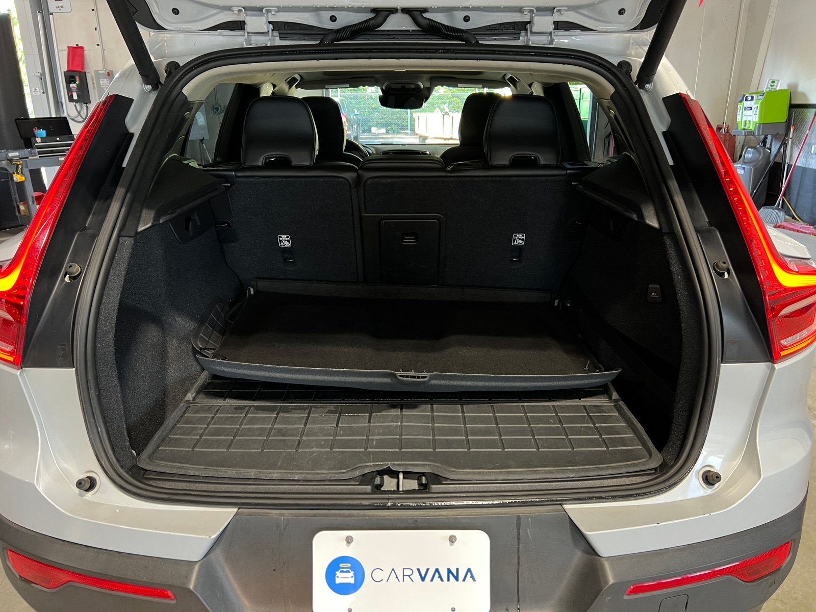 Thumbnail: 2020 Volvo XC40 - 7