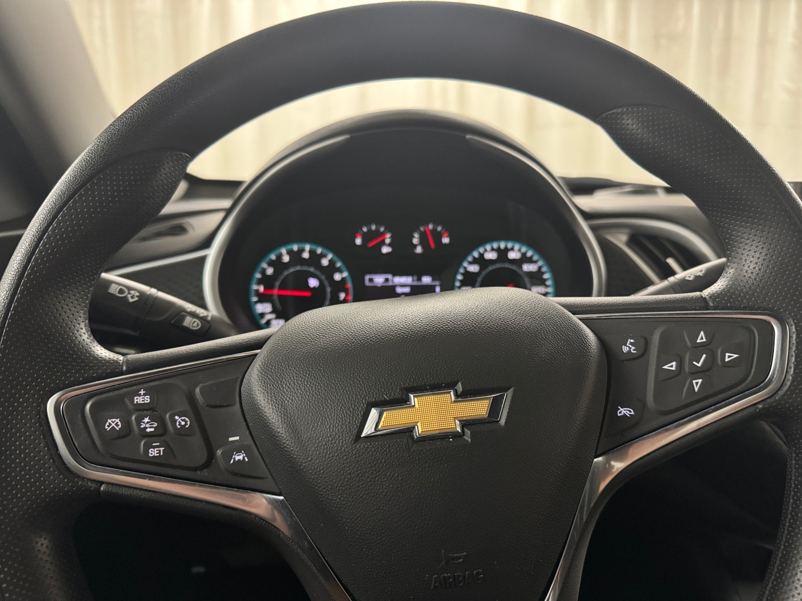 Thumbnail: 2024 Chevrolet Malibu - 5