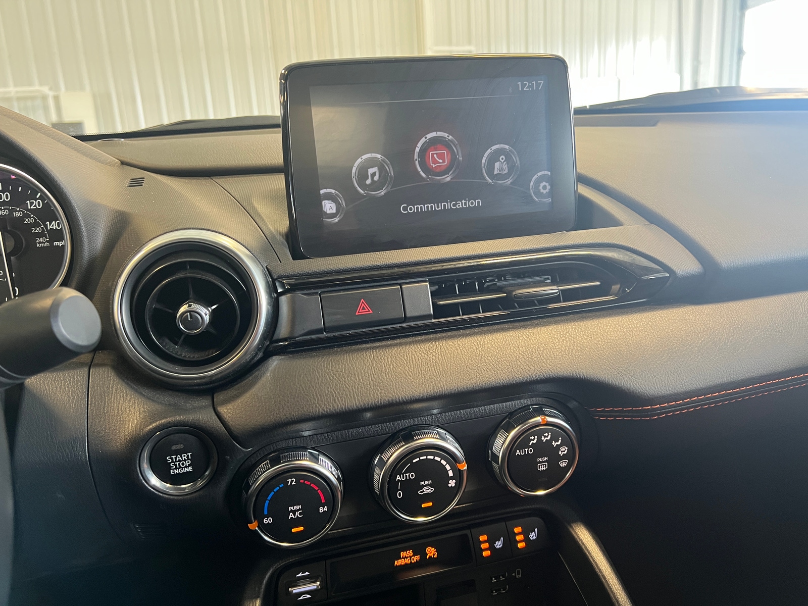 Thumbnail: 2022 Mazda MX-5 Miata - 3