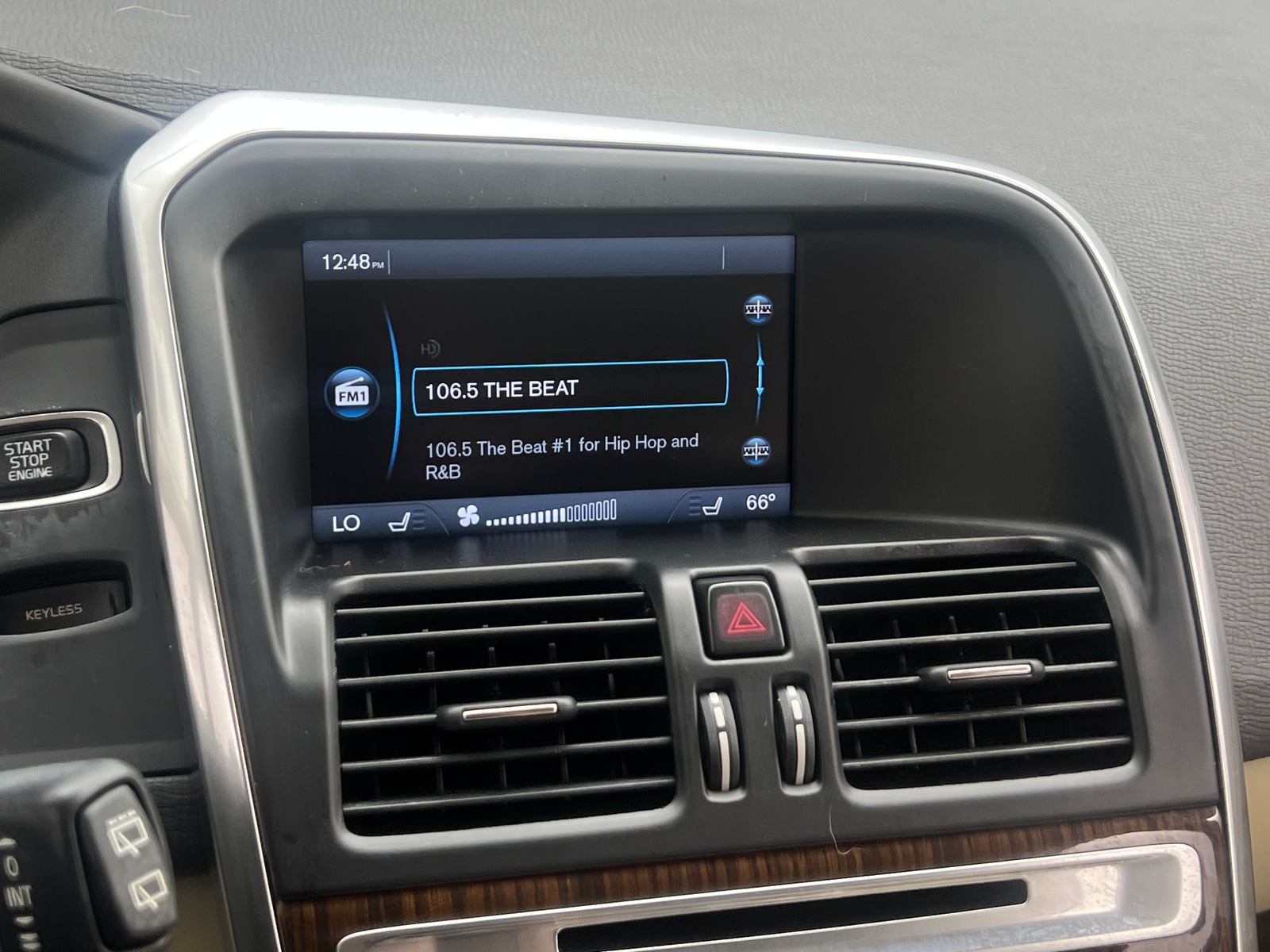 Thumbnail: 2014 Volvo XC60 - 3