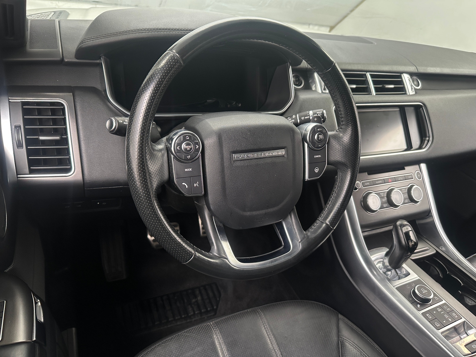 Thumbnail: 2016 Land Rover Range Rover Sport - 4