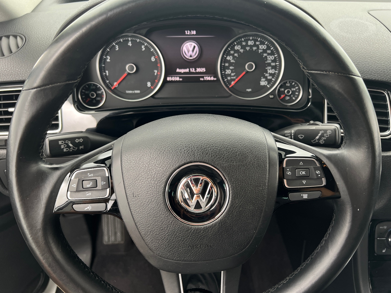 Thumbnail: 2014 Volkswagen Touareg - 5