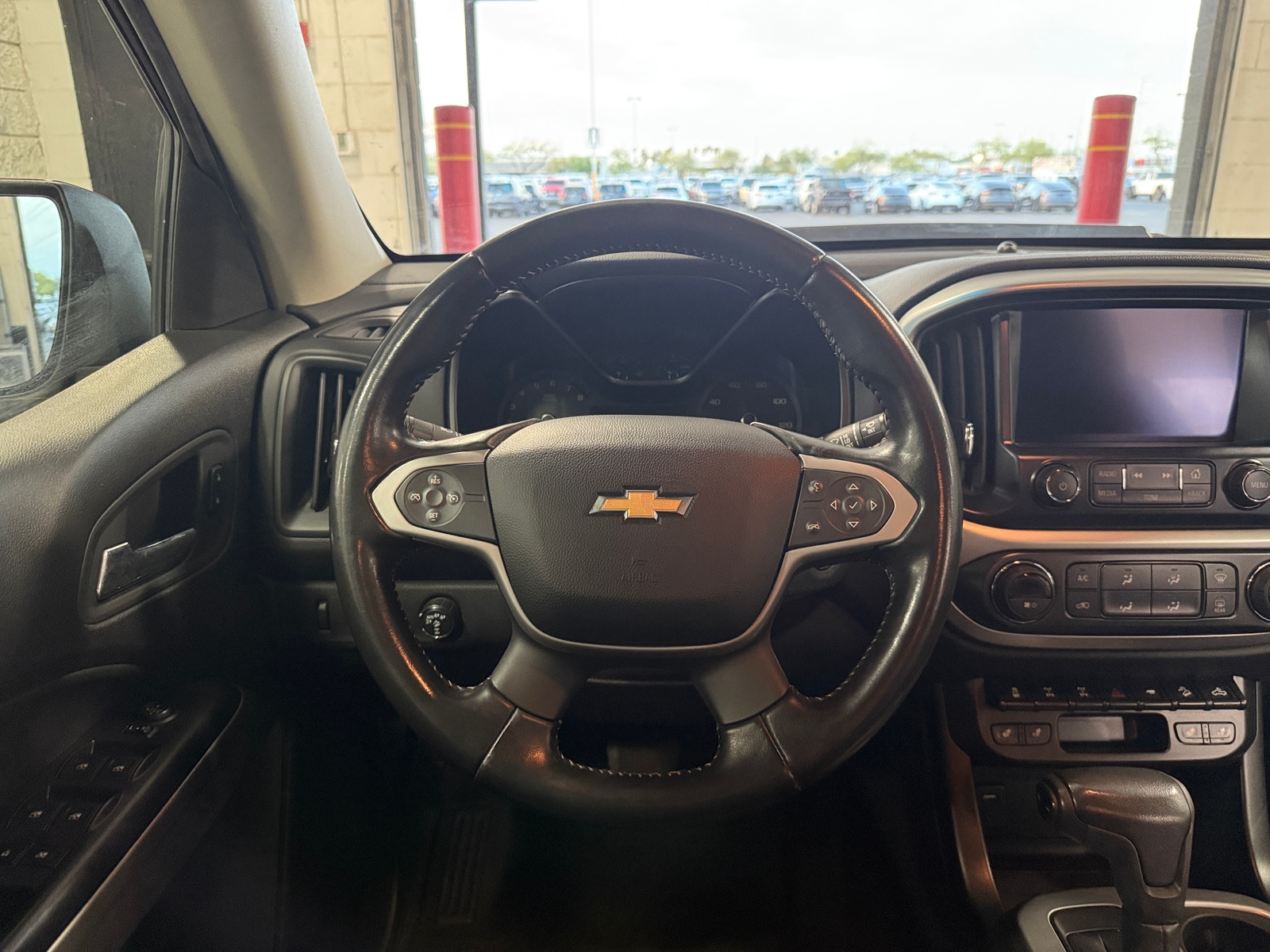 Thumbnail: 2017 Chevrolet Colorado - 4