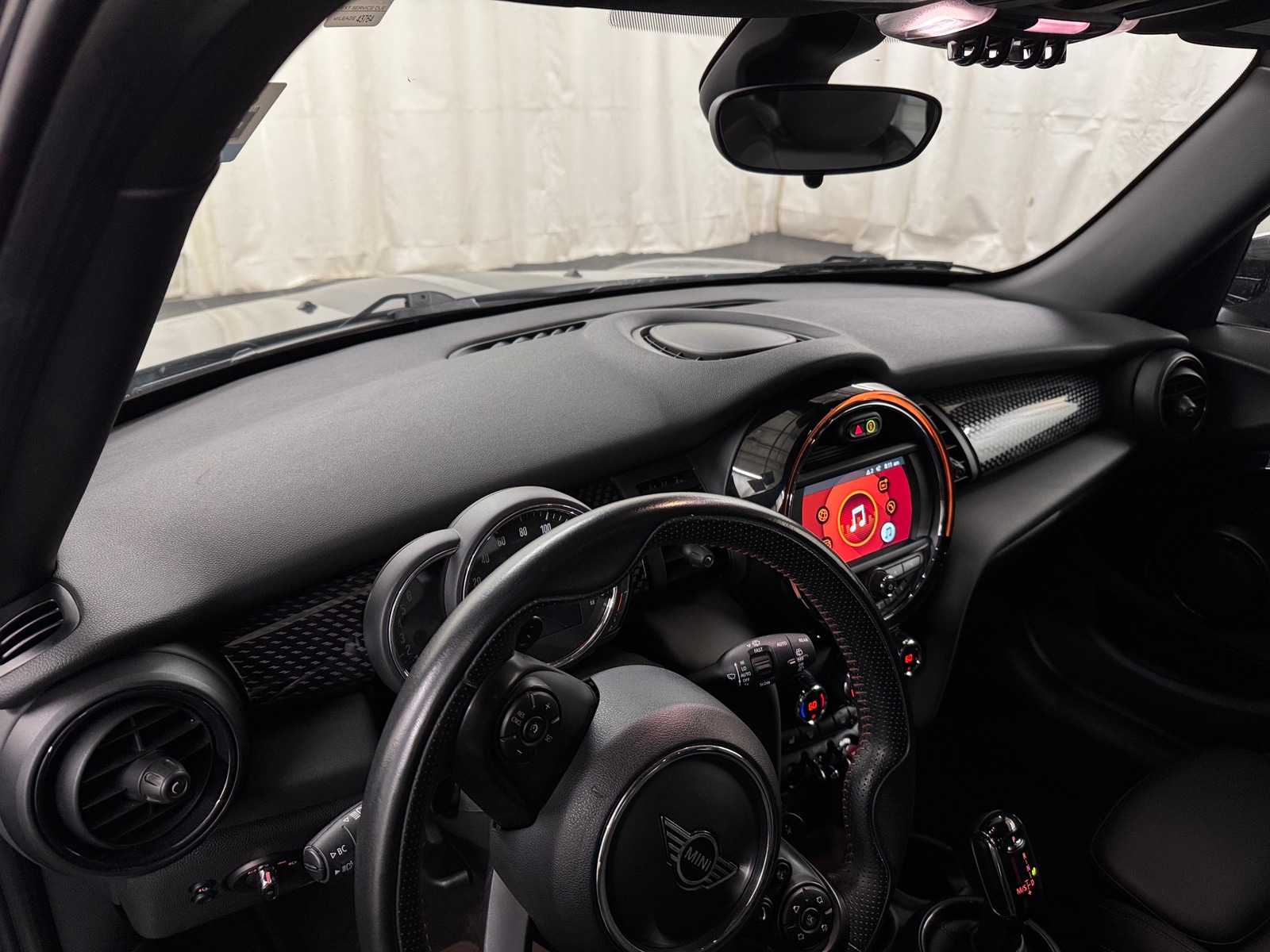 Thumbnail: 2020 MINI Cooper Hardtop - 2