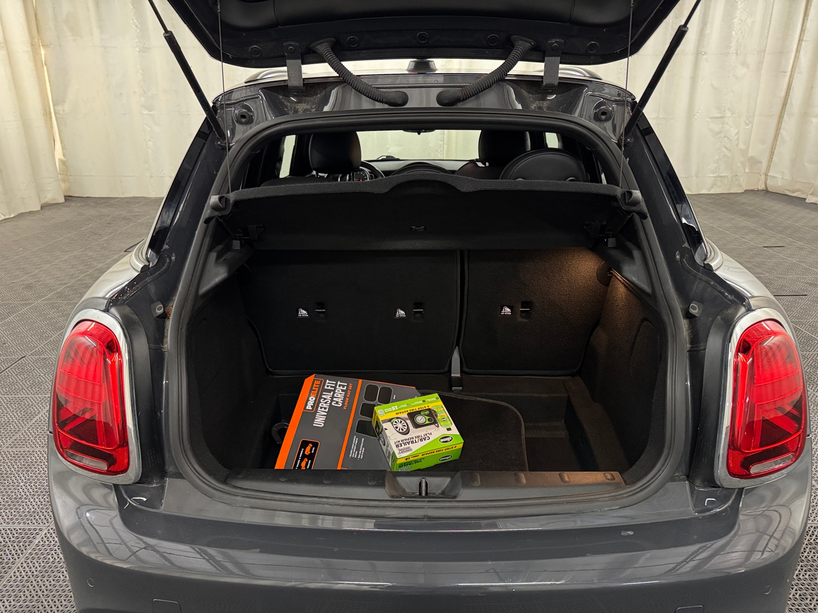 Thumbnail: 2020 MINI Cooper Hardtop - 6