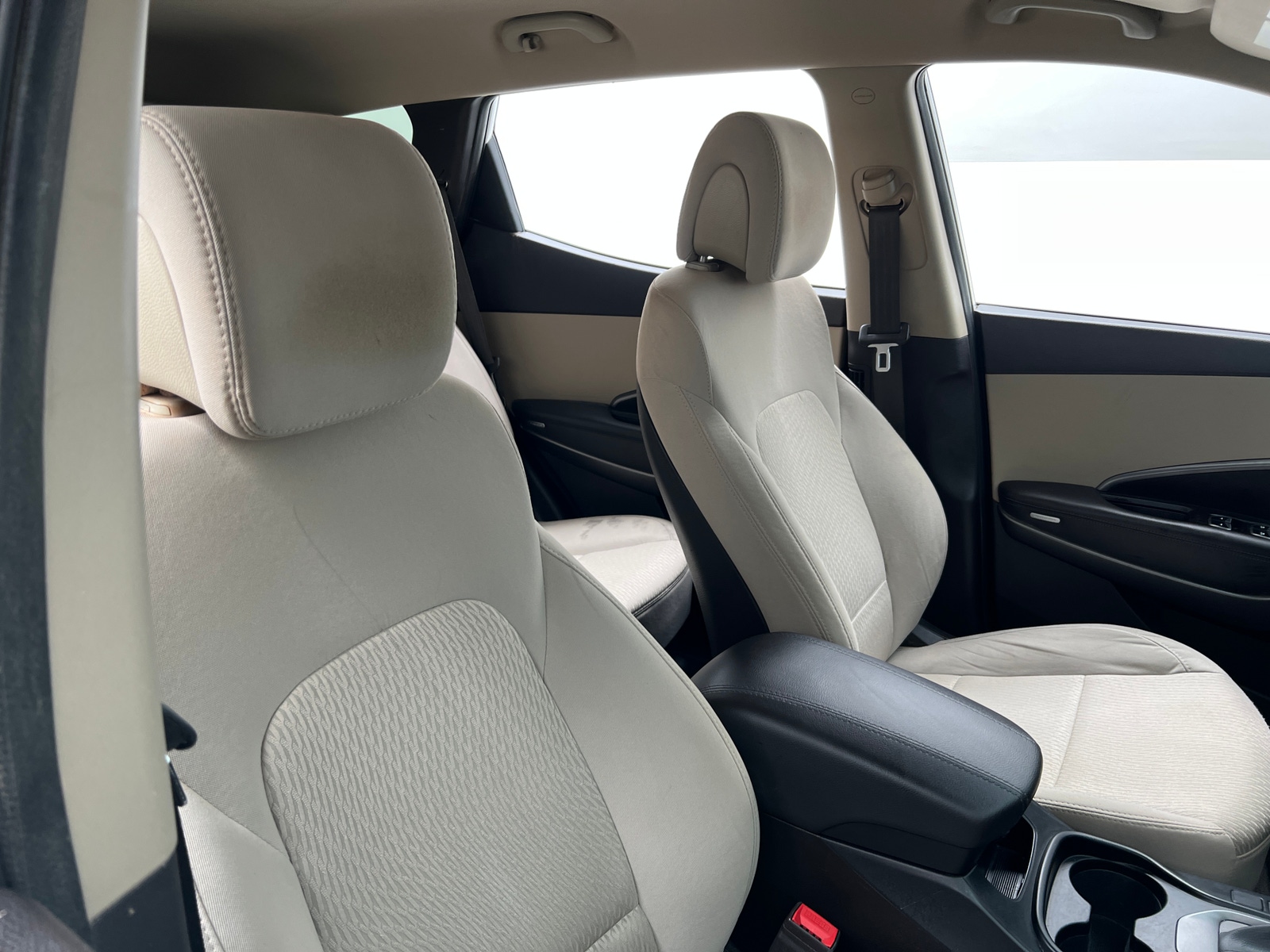 Thumbnail: 2015 Hyundai Santa Fe - 2