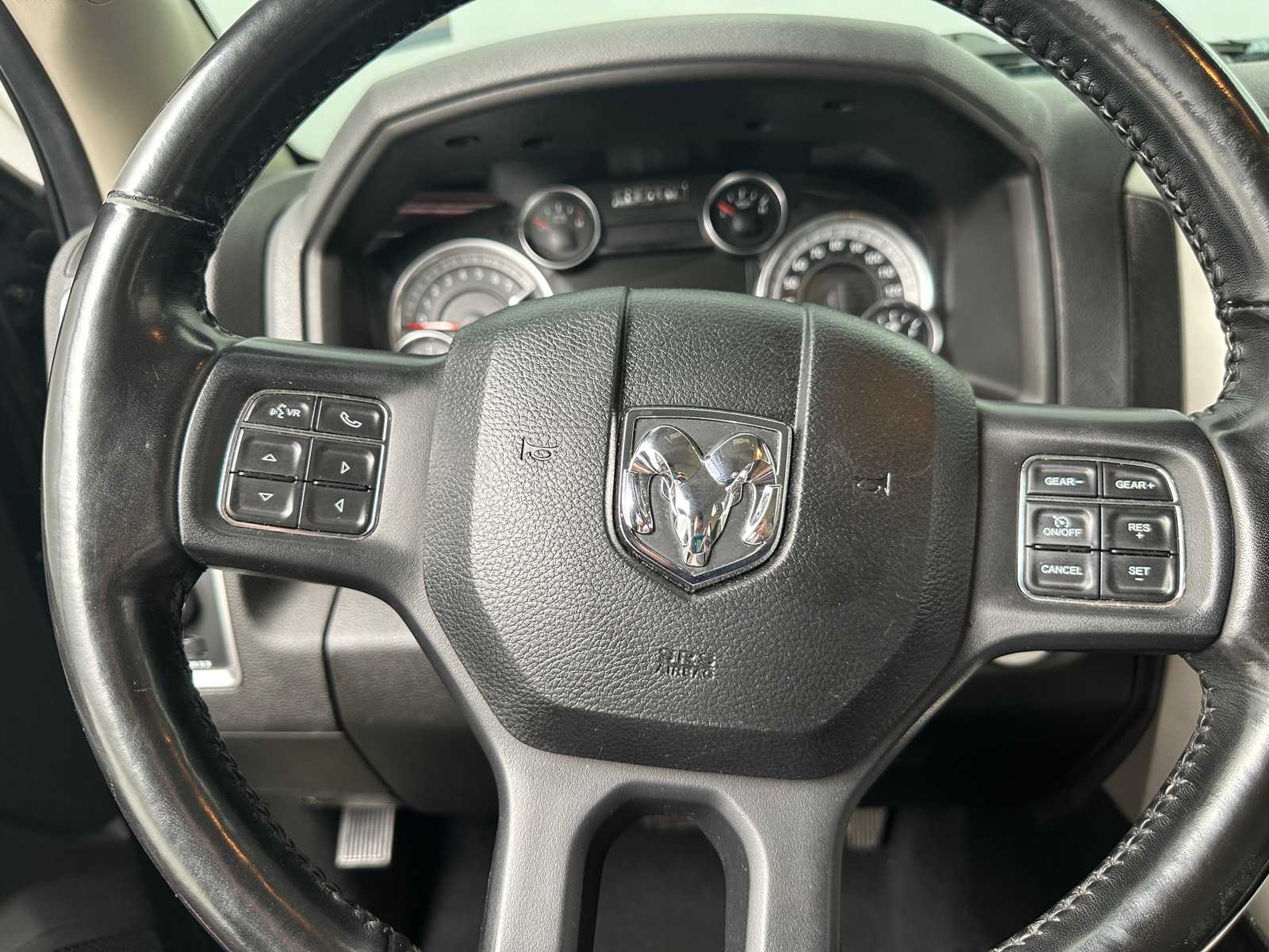 Thumbnail: 2019 RAM 1500 Classic - 5