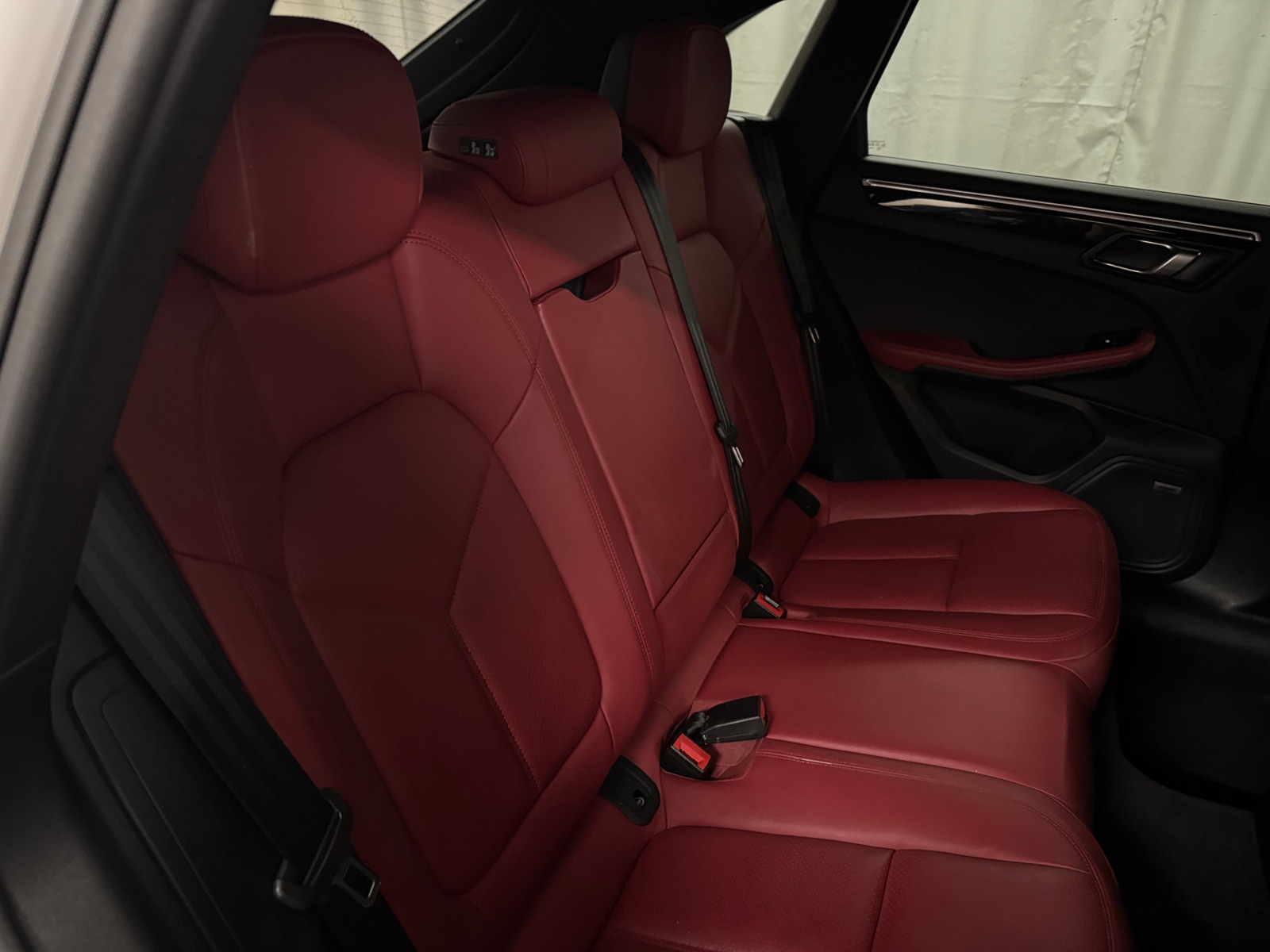 Thumbnail: 2020 Porsche Macan - 5