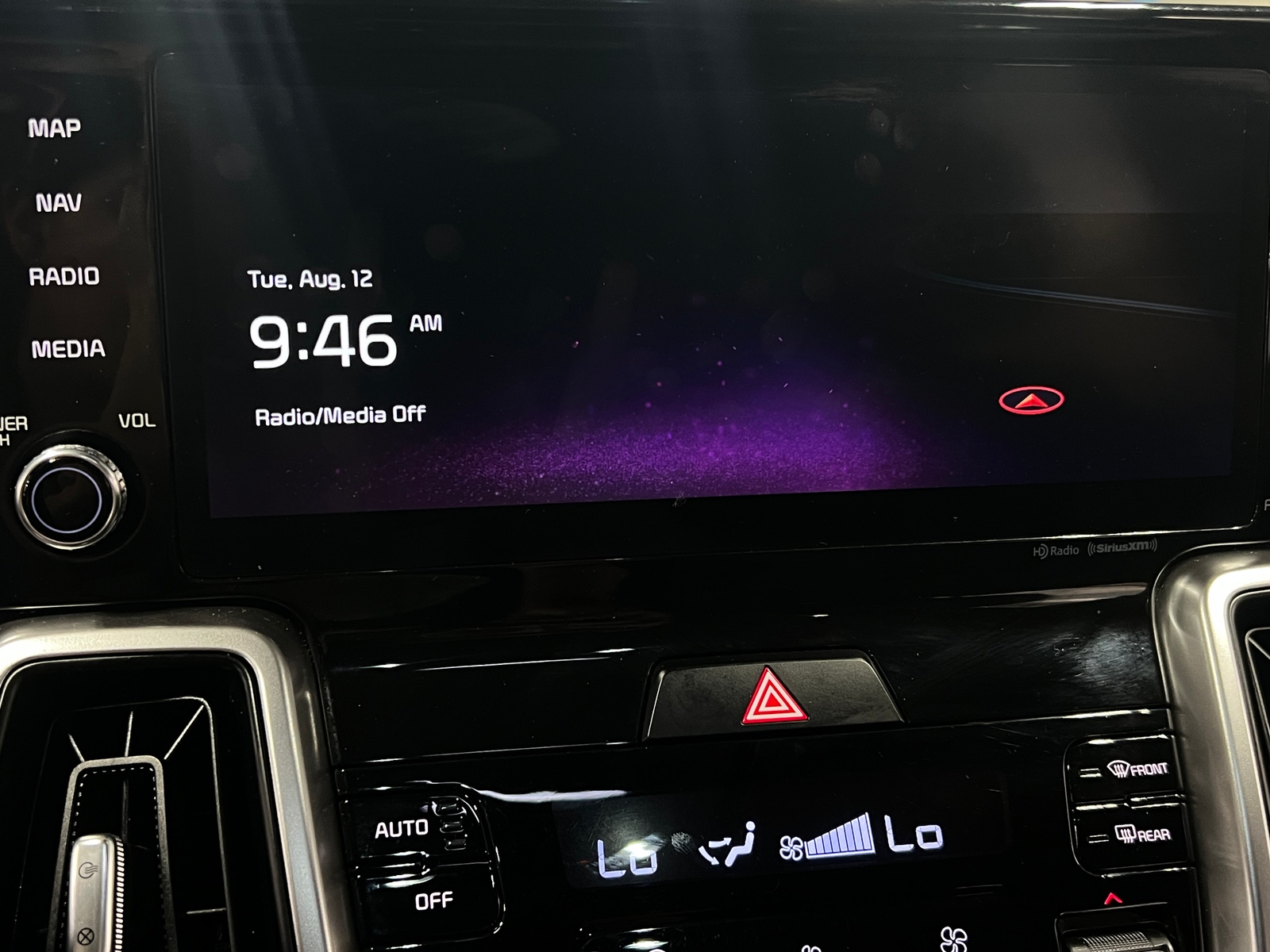 Thumbnail: 2022 Kia Sorento - 3