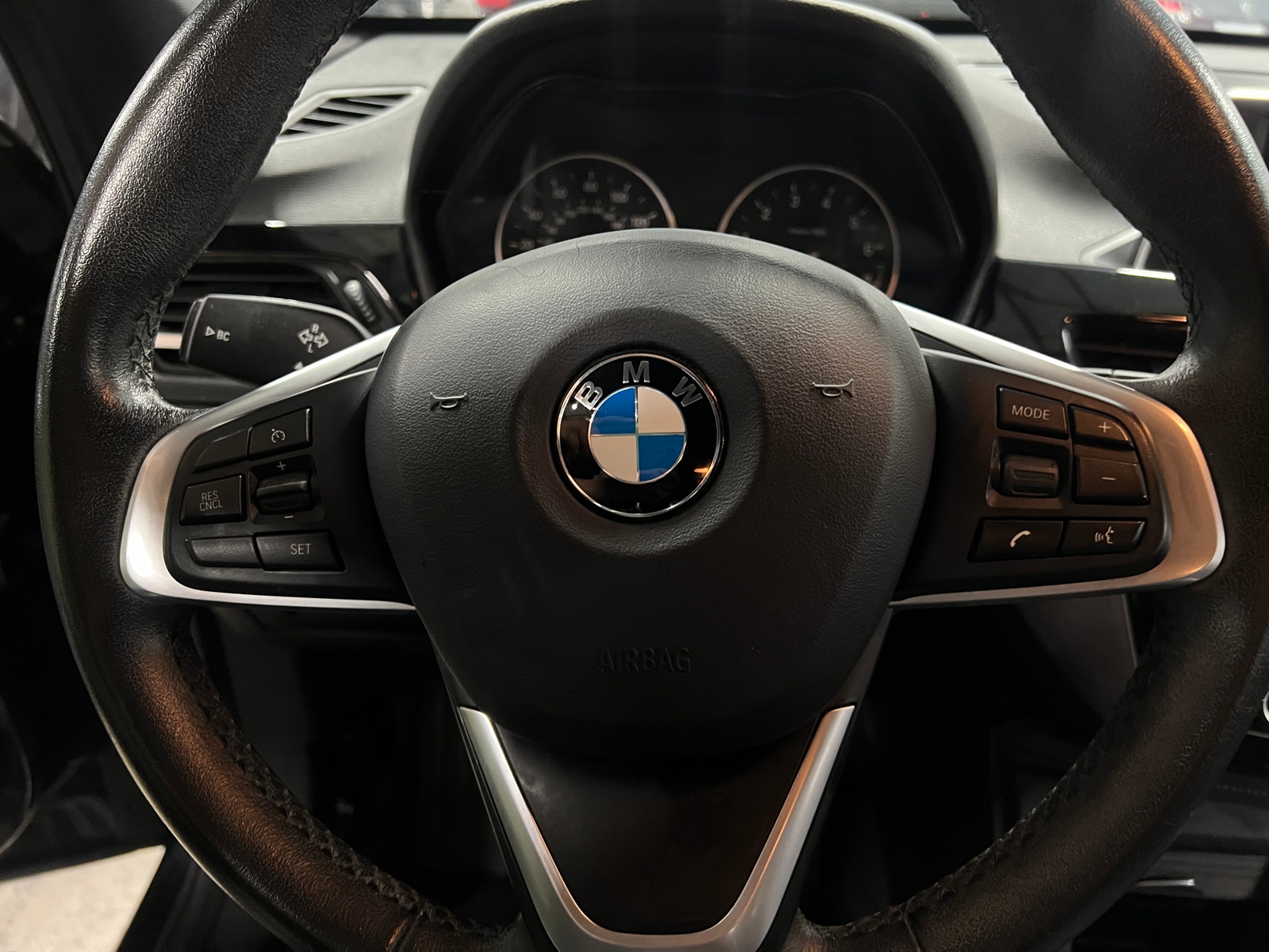Thumbnail: 2017 BMW X1 - 4