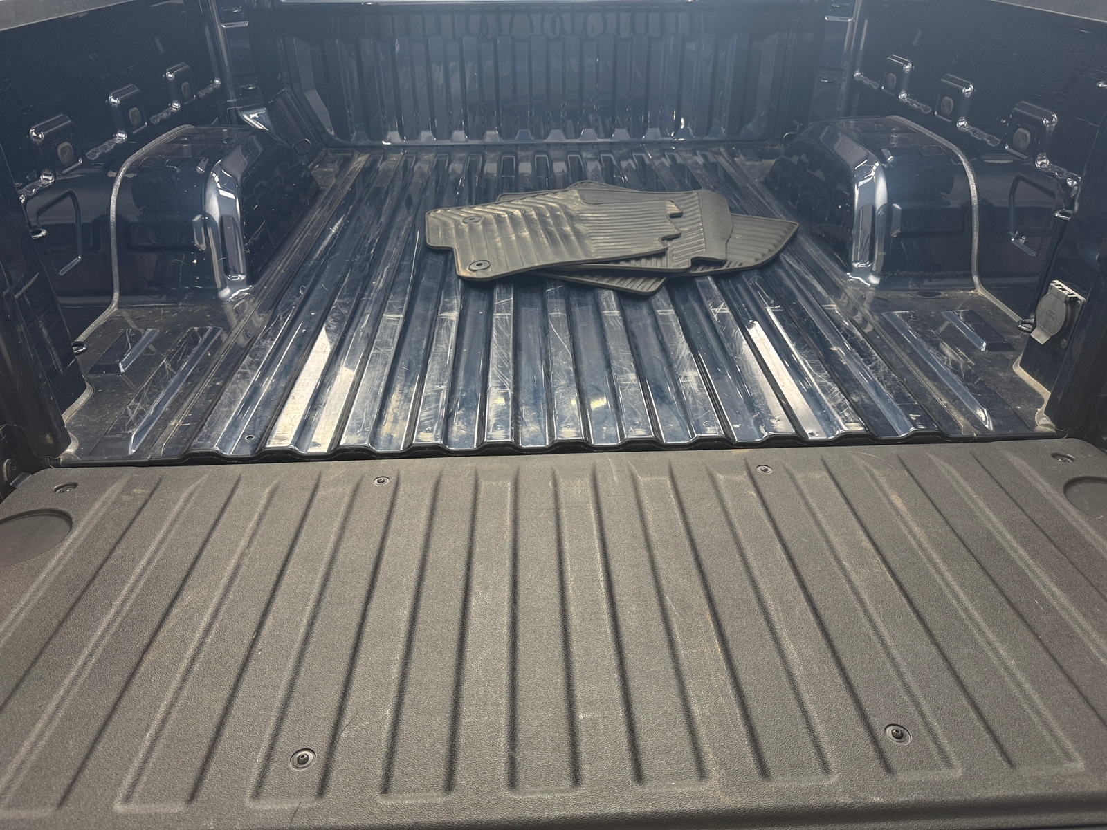 Thumbnail: 2022 Chevrolet Silverado 1500 - 7
