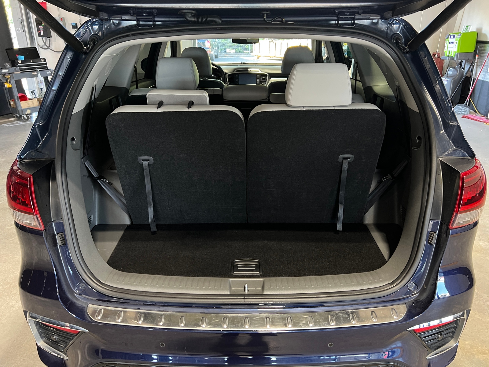 Thumbnail: 2020 Kia Sorento - 6
