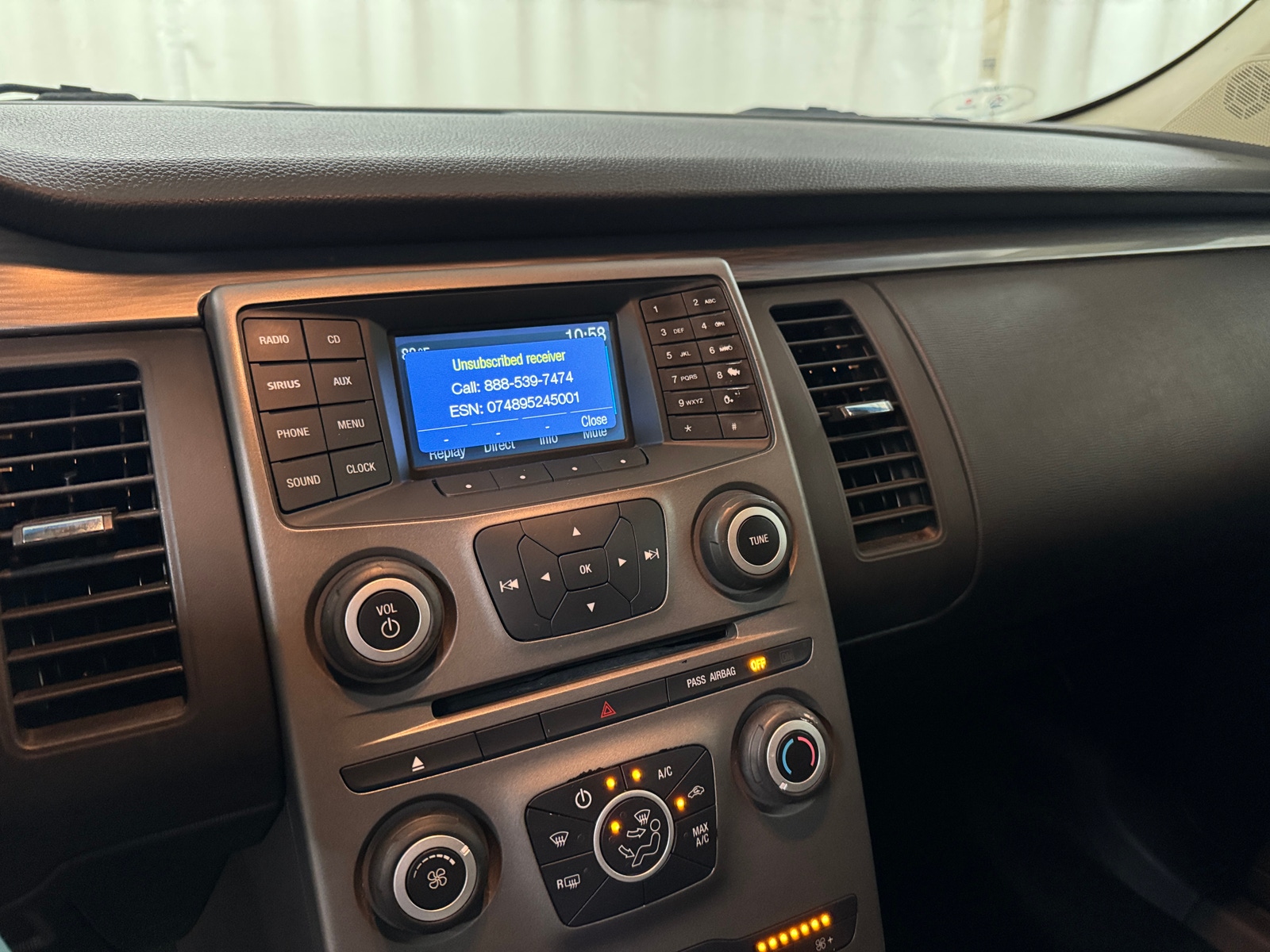 Thumbnail: 2017 Ford Flex - 4