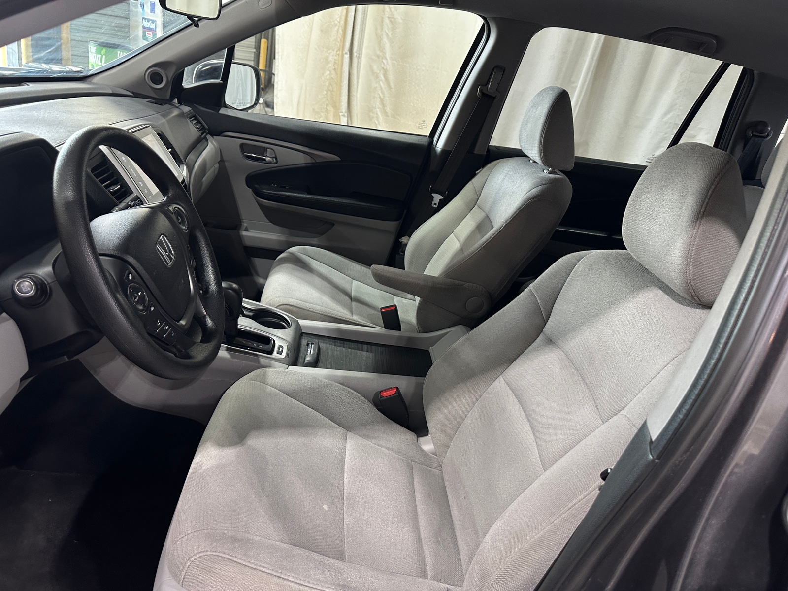 Thumbnail: 2018 Honda Pilot - 2