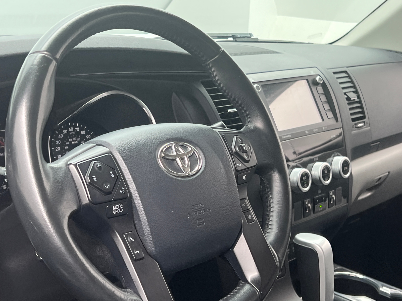 Thumbnail: 2020 Toyota Sequoia - 4