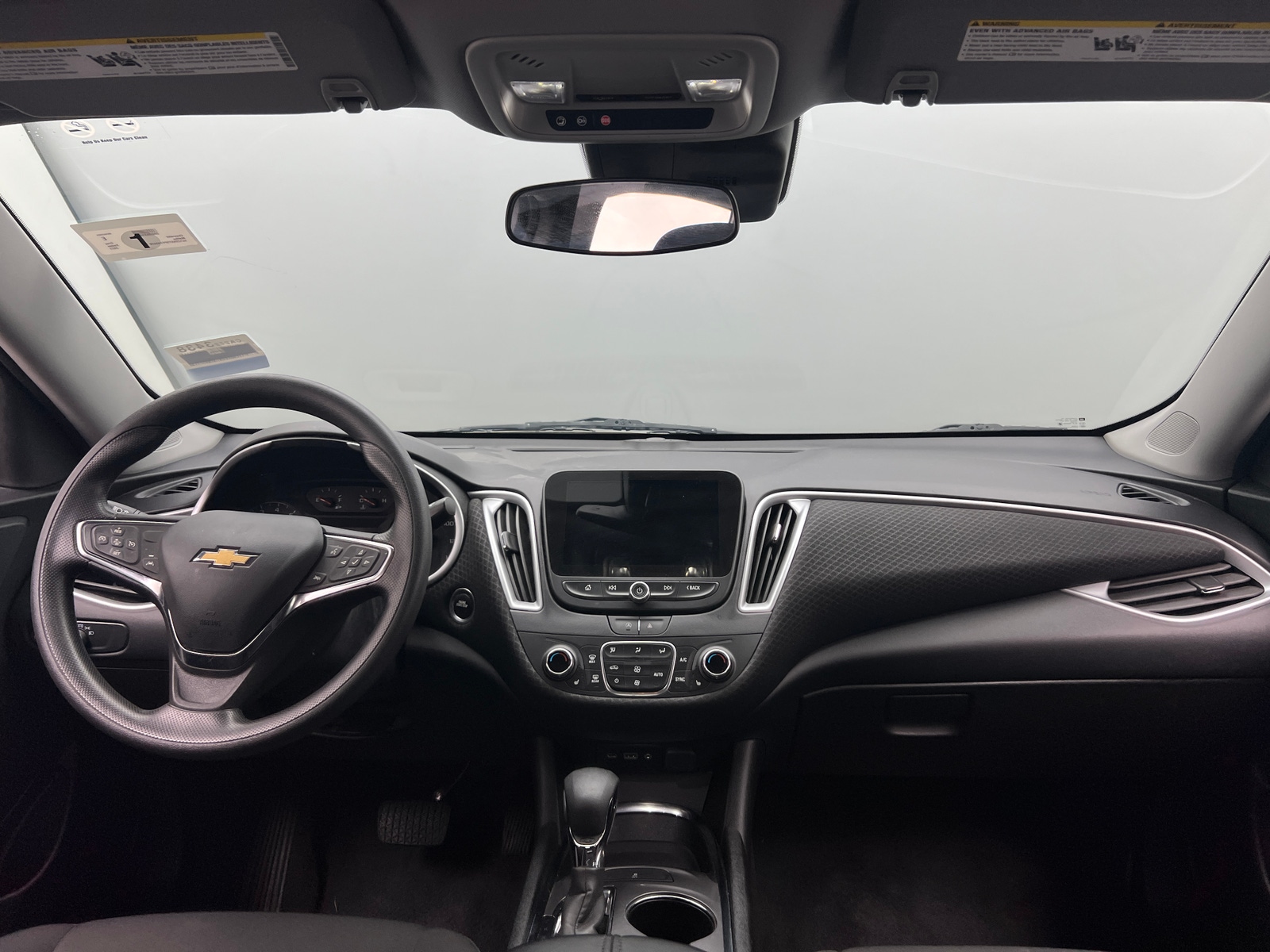 Thumbnail: 2023 Chevrolet Malibu - 3