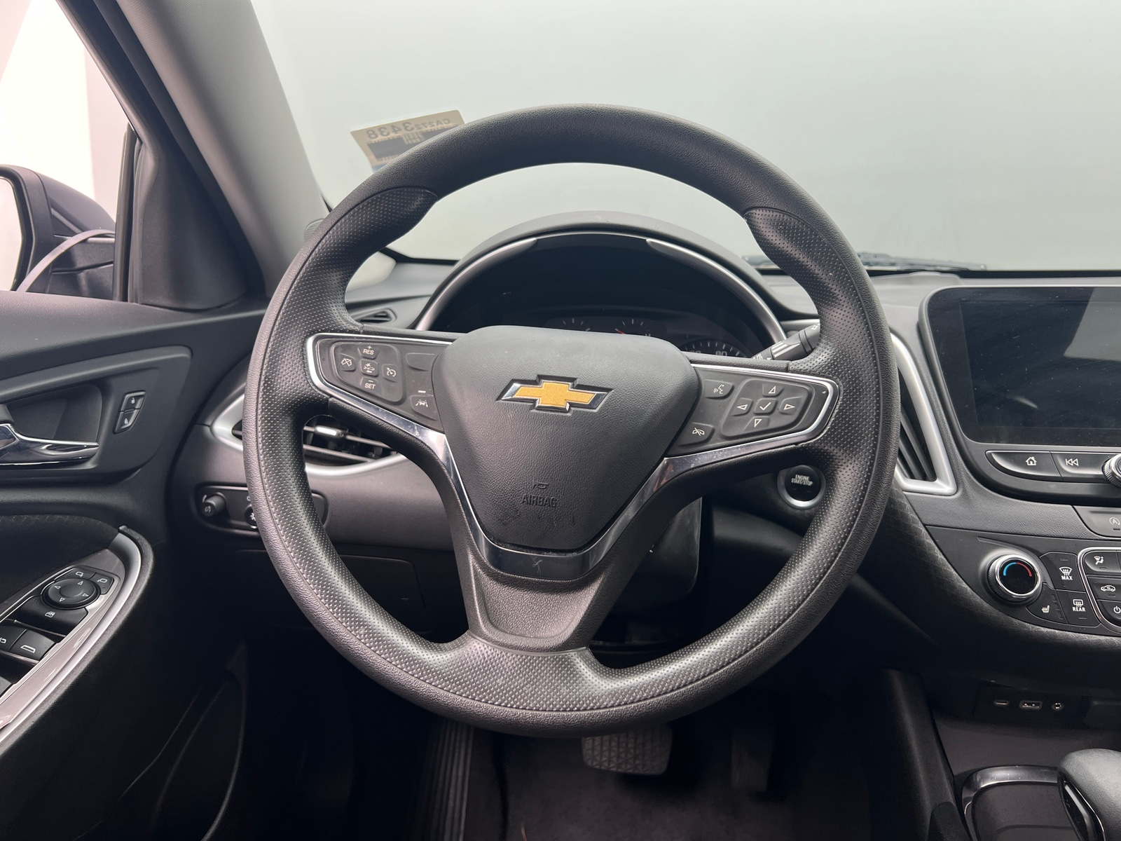 Thumbnail: 2023 Chevrolet Malibu - 5