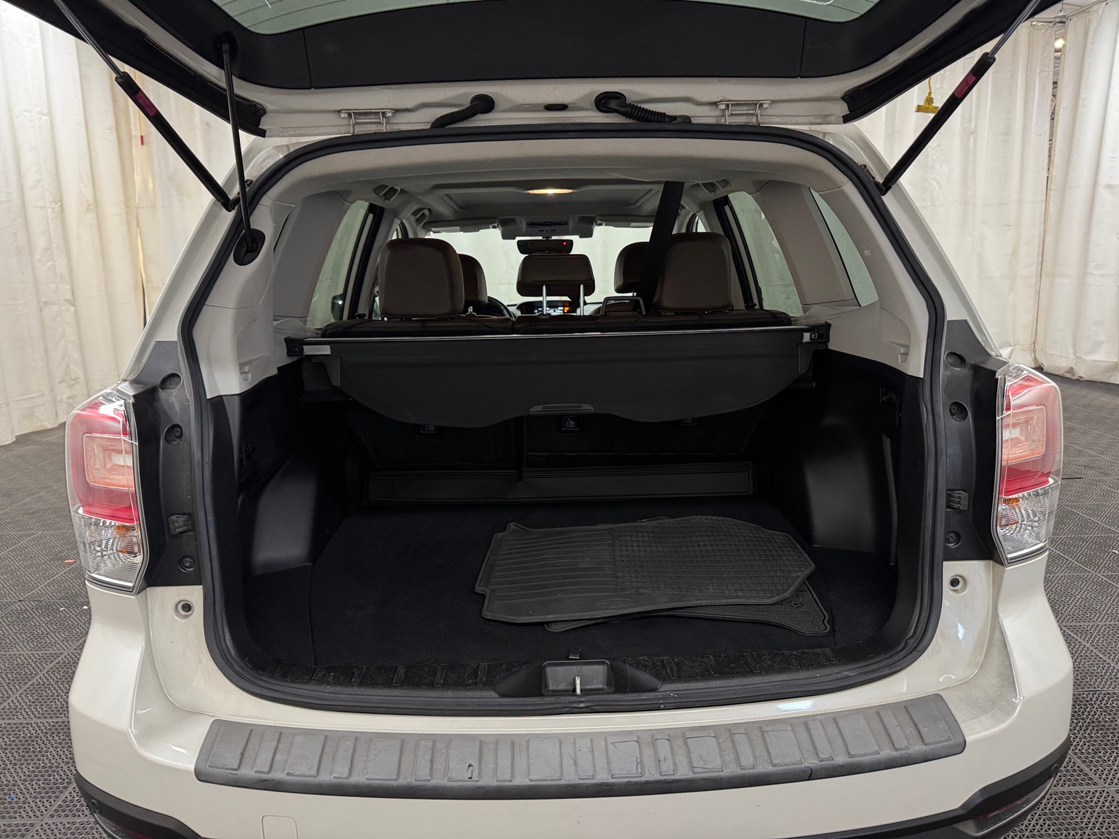 Thumbnail: 2018 Subaru Forester - 6