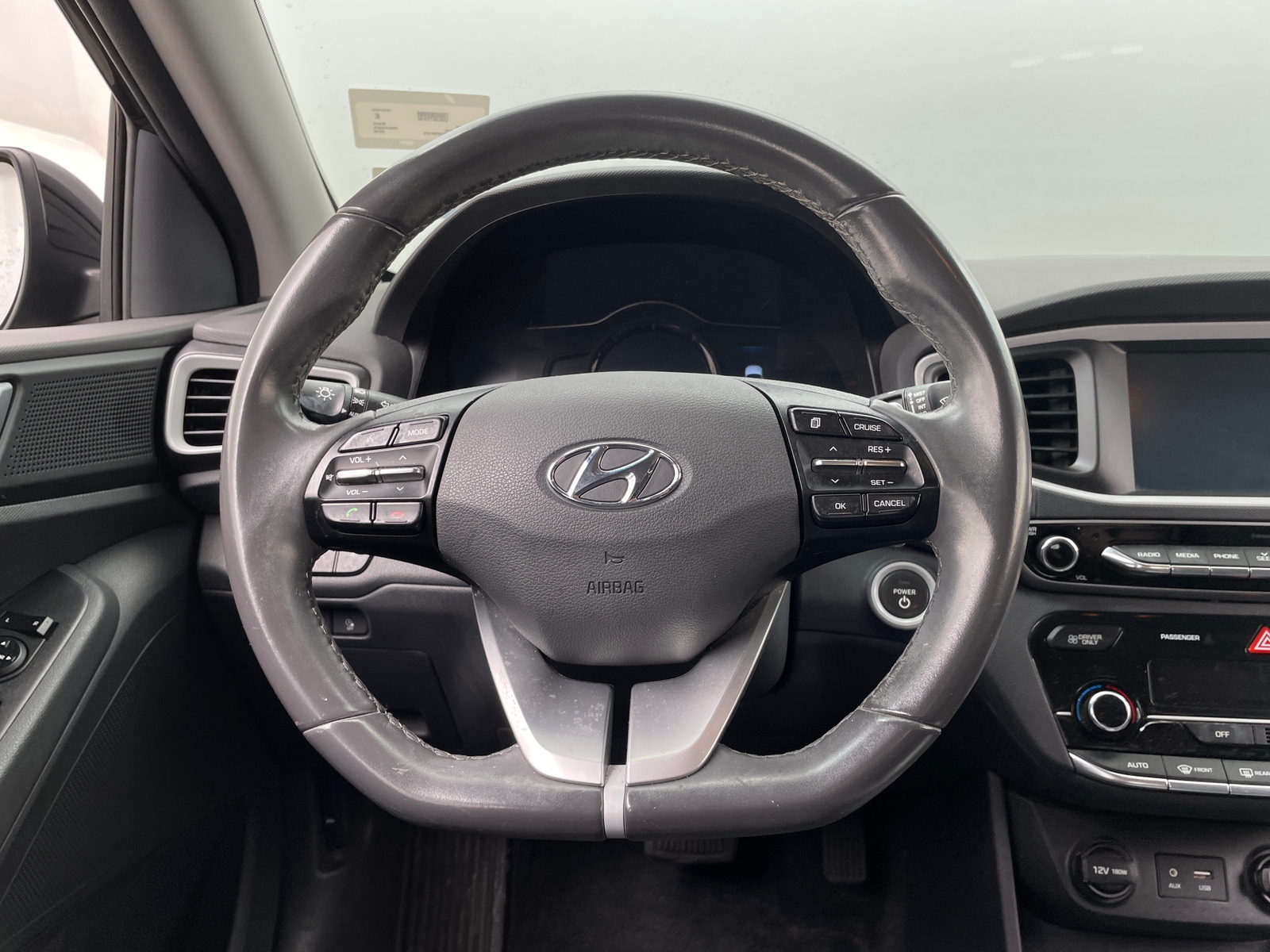 Thumbnail: 2019 Hyundai Ioniq - 5