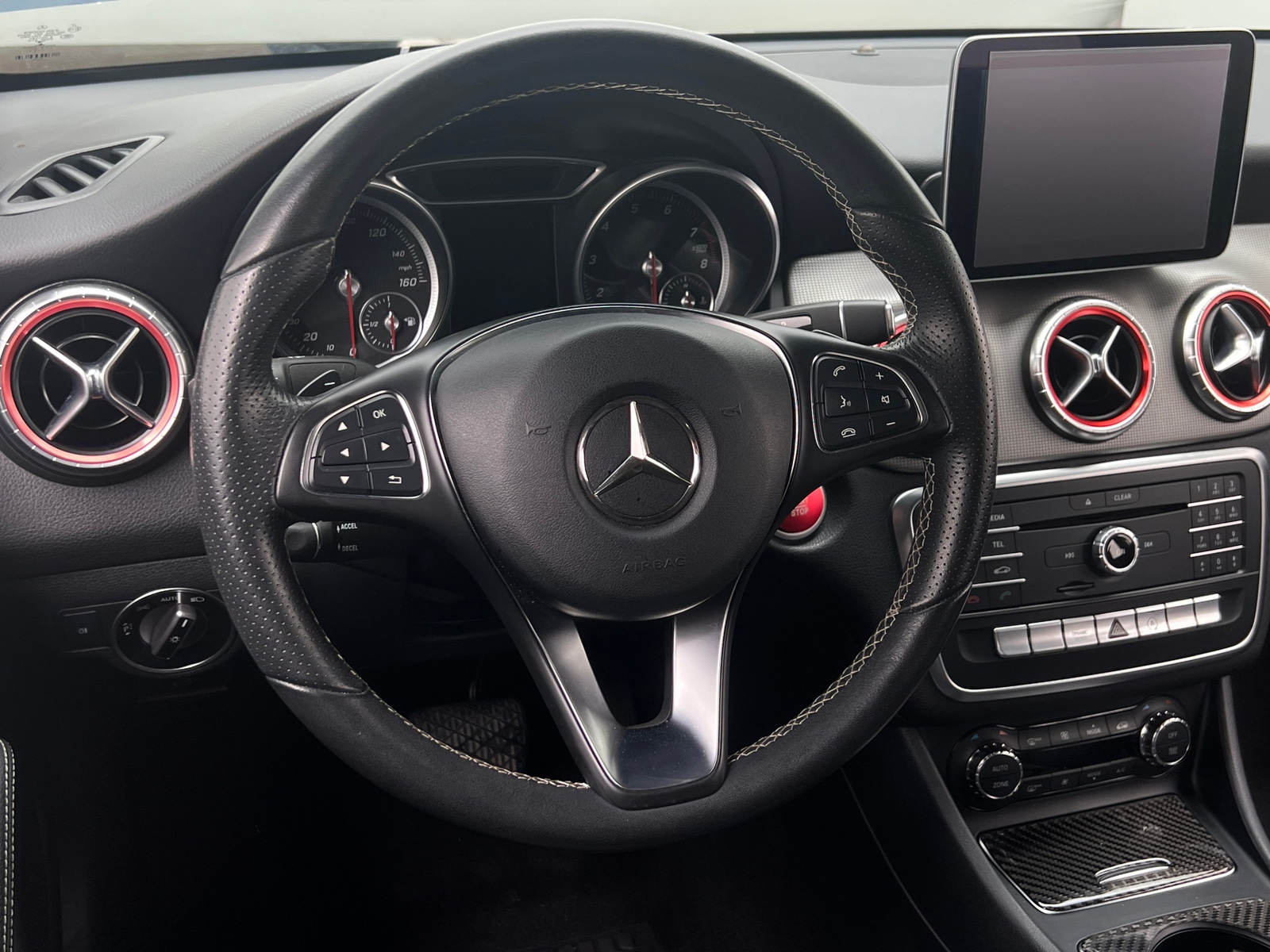 Thumbnail: 2018 Mercedes-Benz CLA - 3