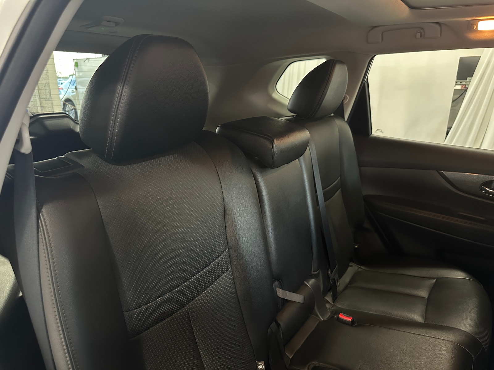 Thumbnail: 2016 Nissan Rogue - 5