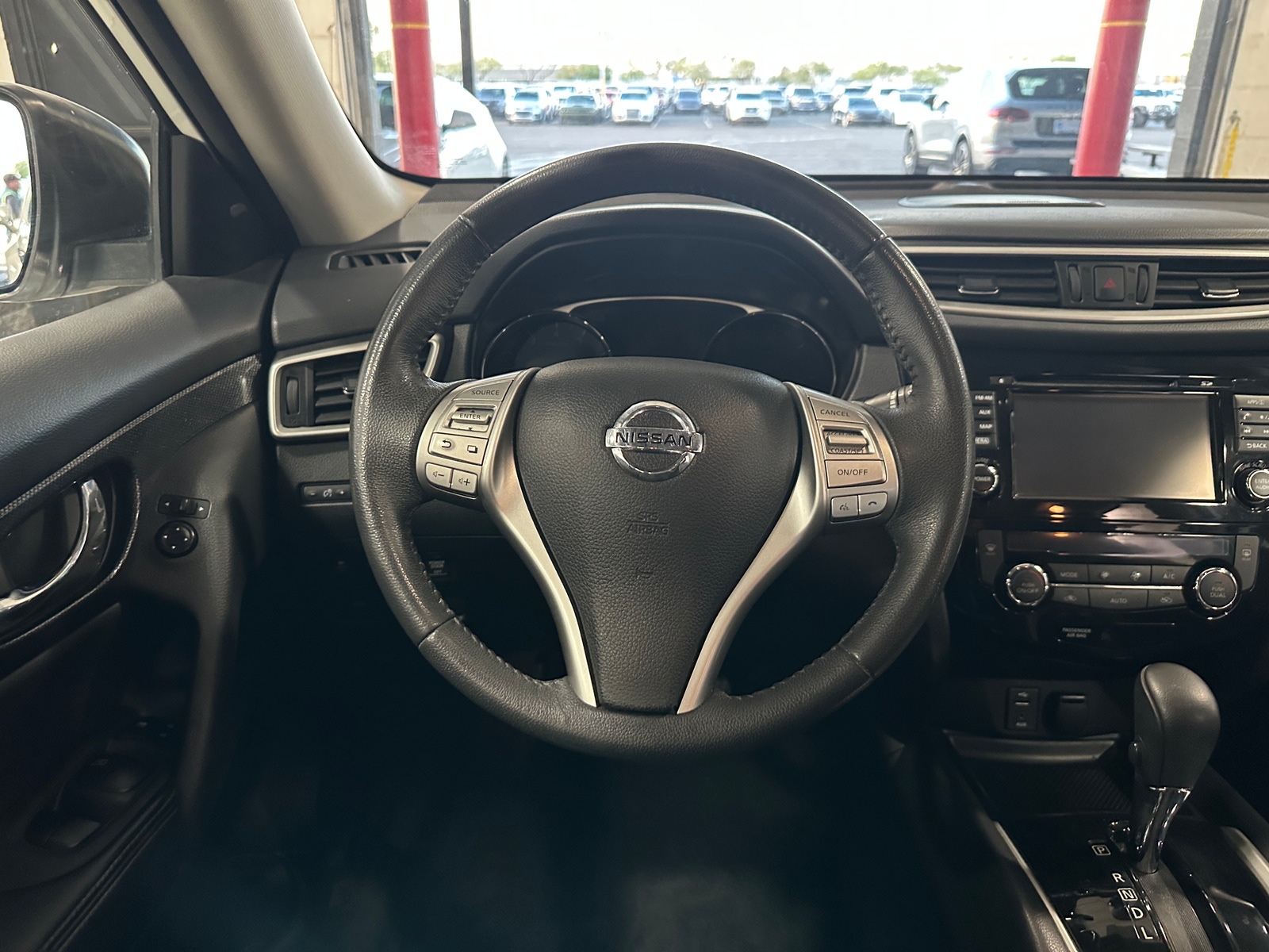Thumbnail: 2016 Nissan Rogue - 4