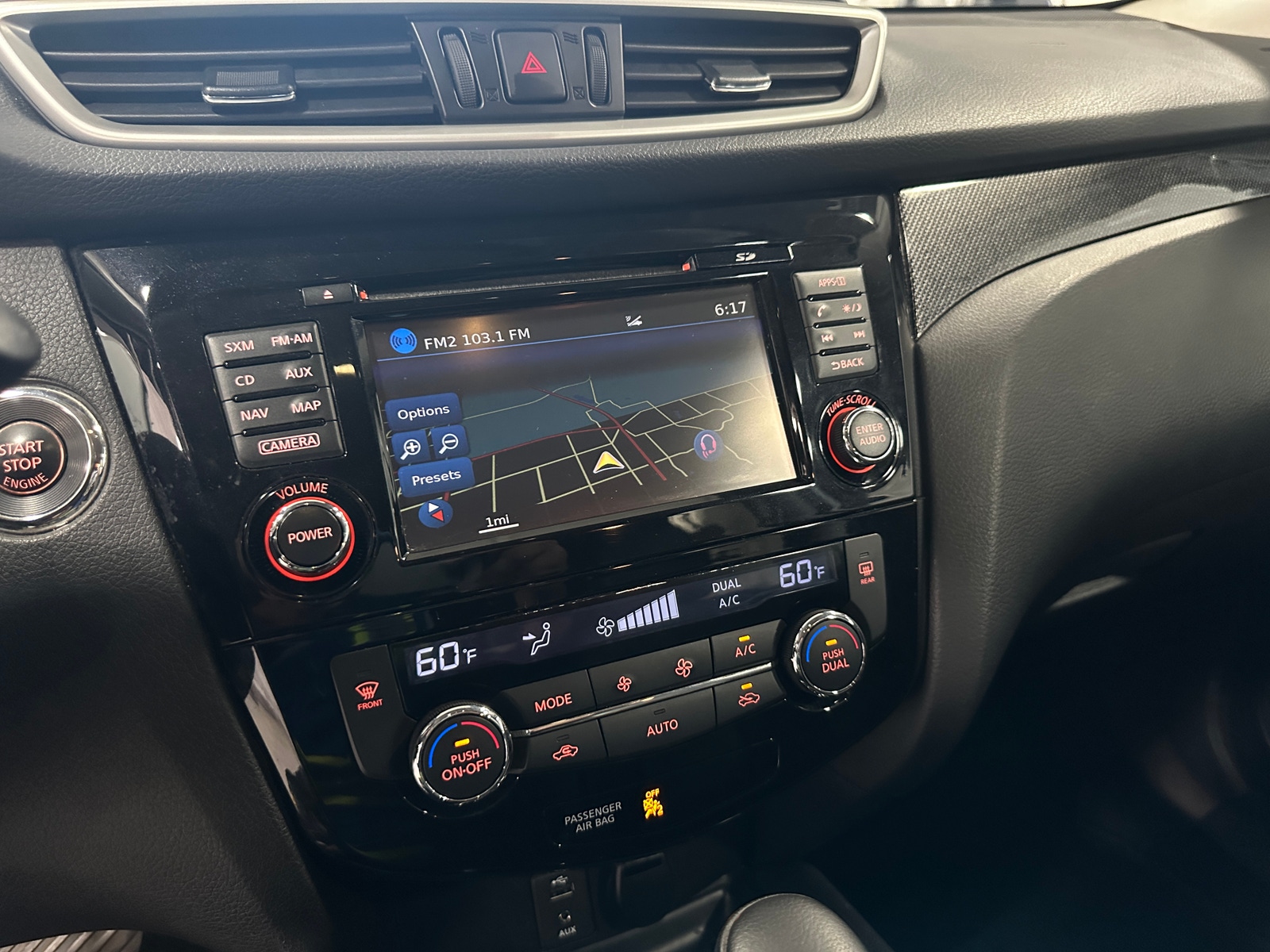 Thumbnail: 2016 Nissan Rogue - 3