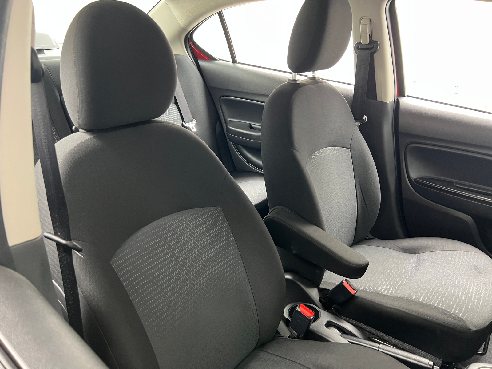 Thumbnail: 2024 Mitsubishi Mirage G4 - 2