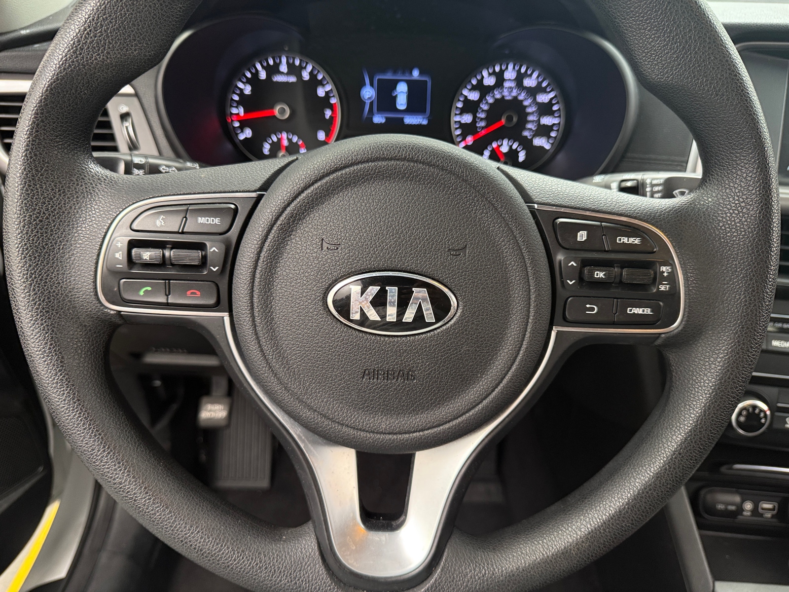 Thumbnail: 2017 Kia Optima - 5