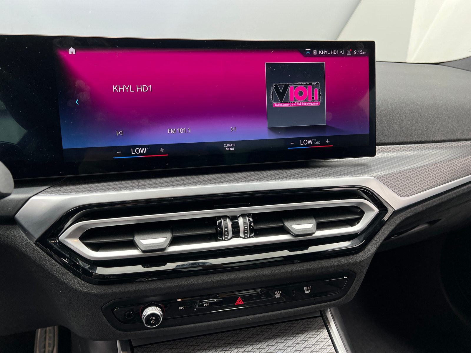 Thumbnail: 2023 BMW 3 Series - 3