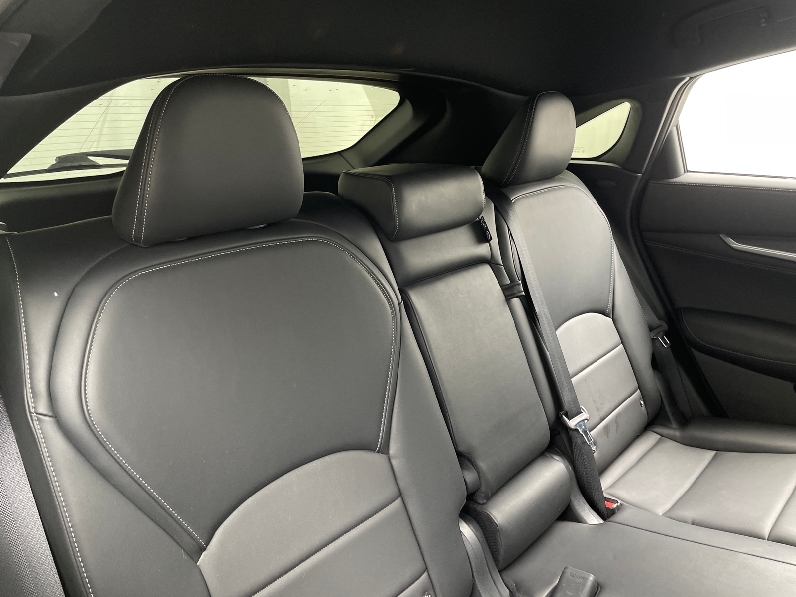 Thumbnail: 2022 INFINITI QX55 - 5