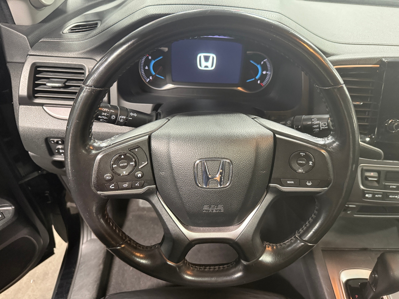 Thumbnail: 2019 Honda Pilot - 4