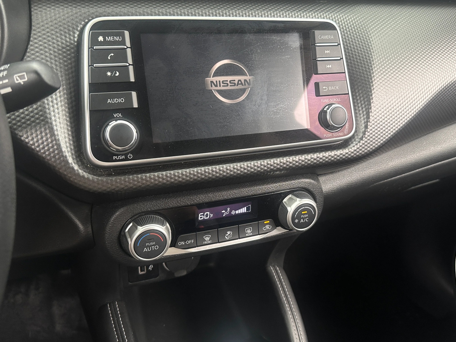 Thumbnail: 2019 Nissan Kicks - 4
