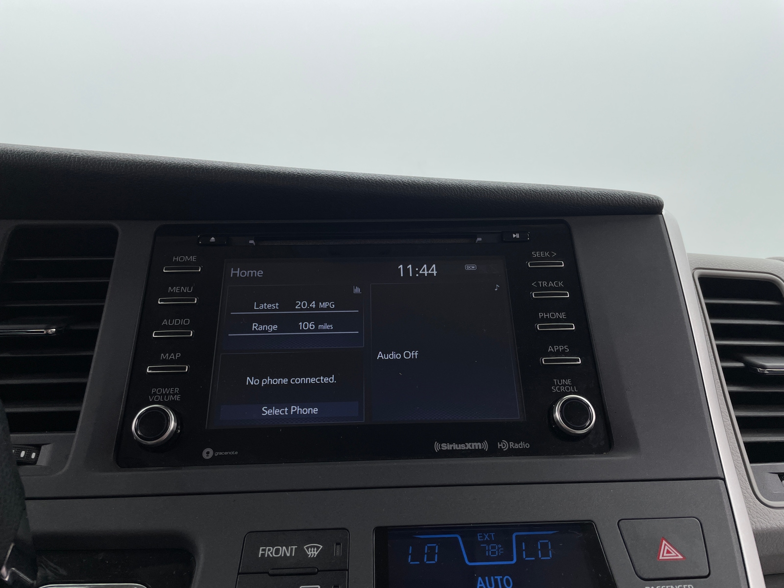Thumbnail: 2020 Toyota Sienna - 4