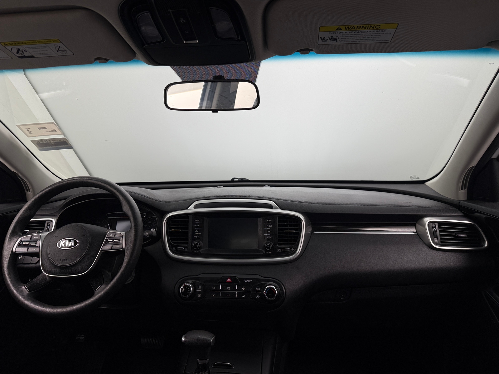 Thumbnail: 2020 Kia Sorento - 3