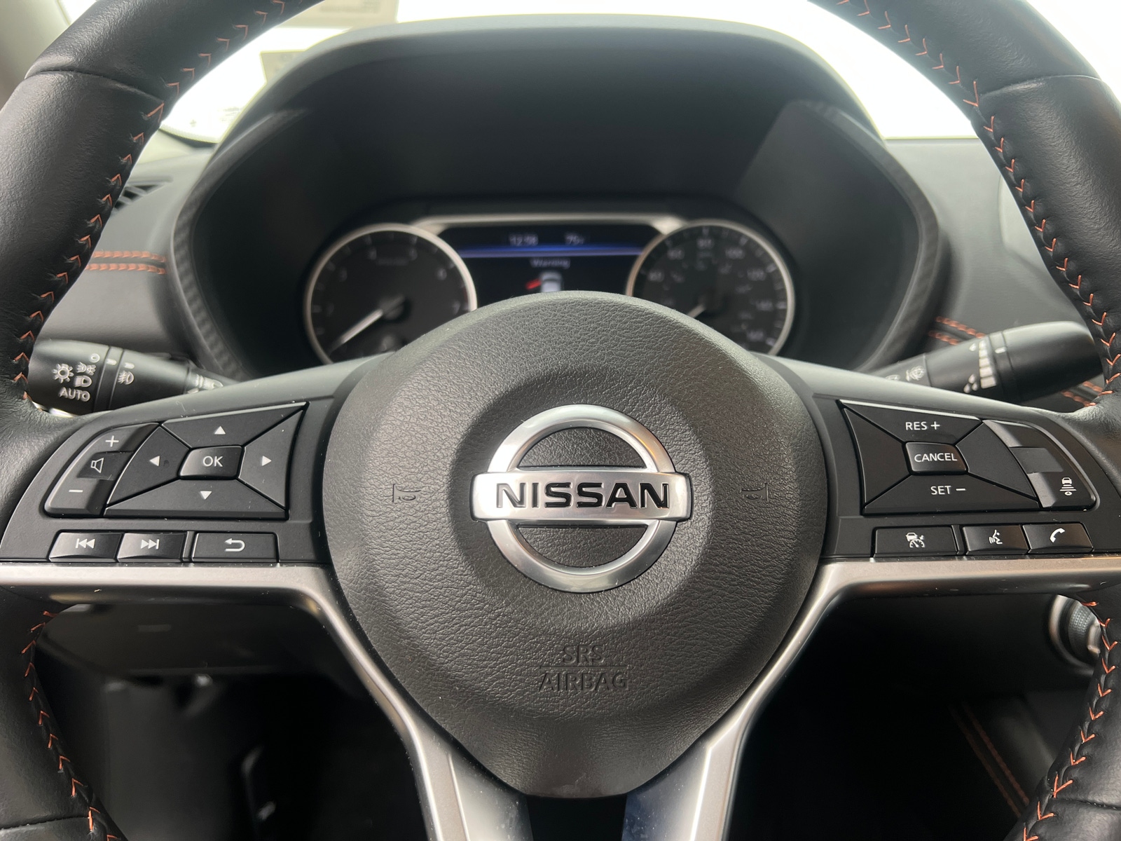 Thumbnail: 2023 Nissan Sentra - 5